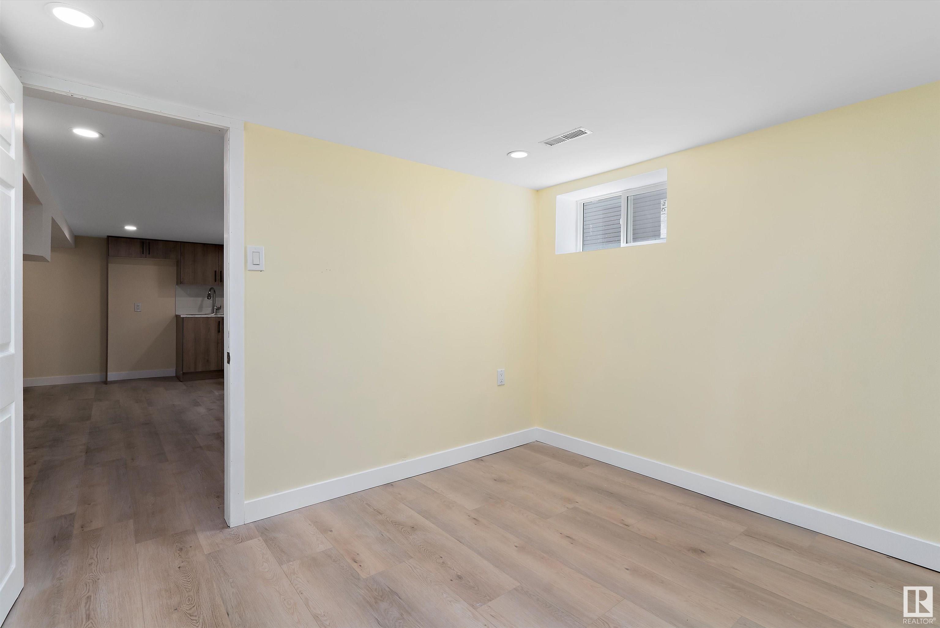      11927 80 ST NW , Edmonton,  ,T5B 2N8 ;  Listing Number: MLS E4420289