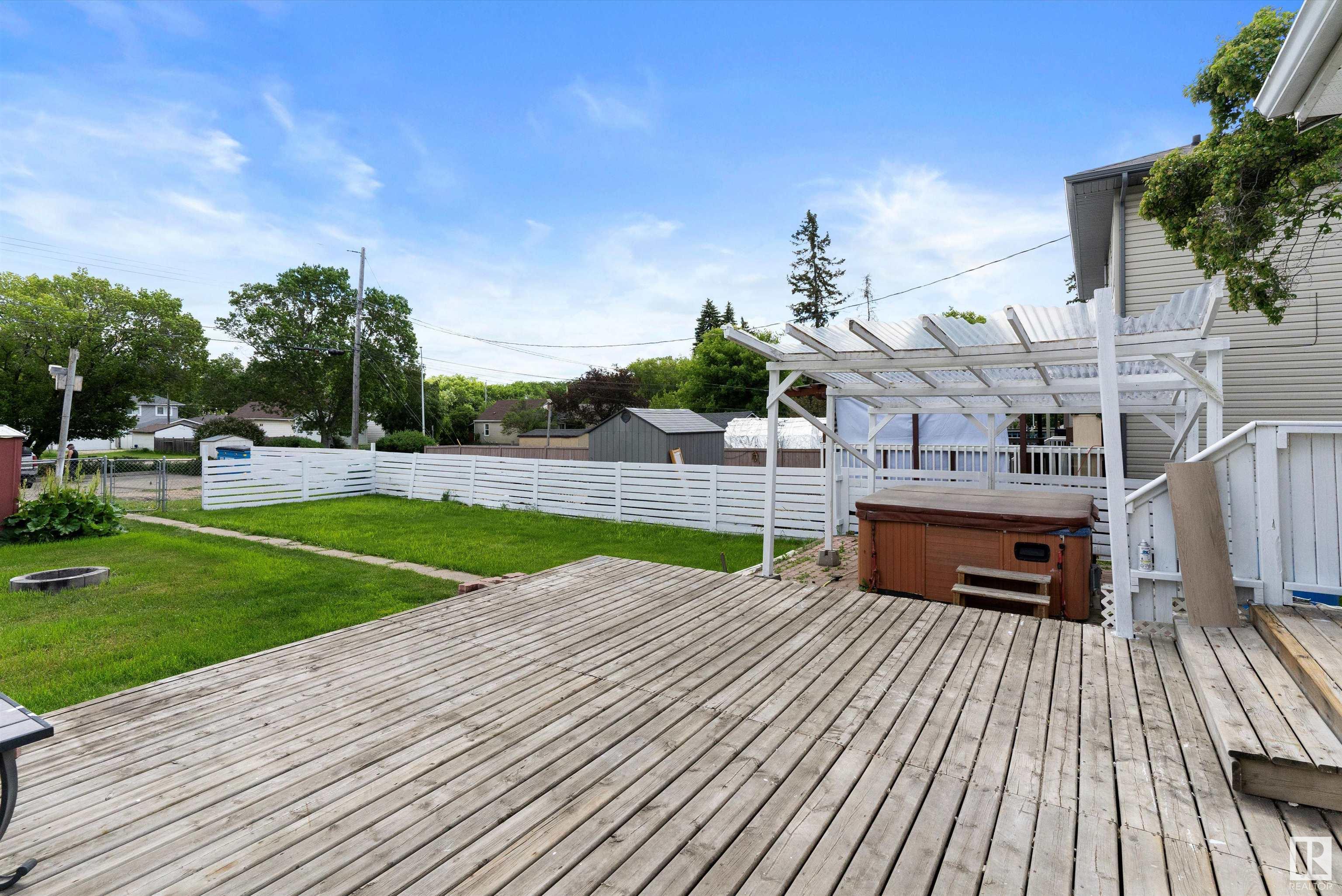      11927 80 ST NW , Edmonton,  ,T5B 2N8 ;  Listing Number: MLS E4420289