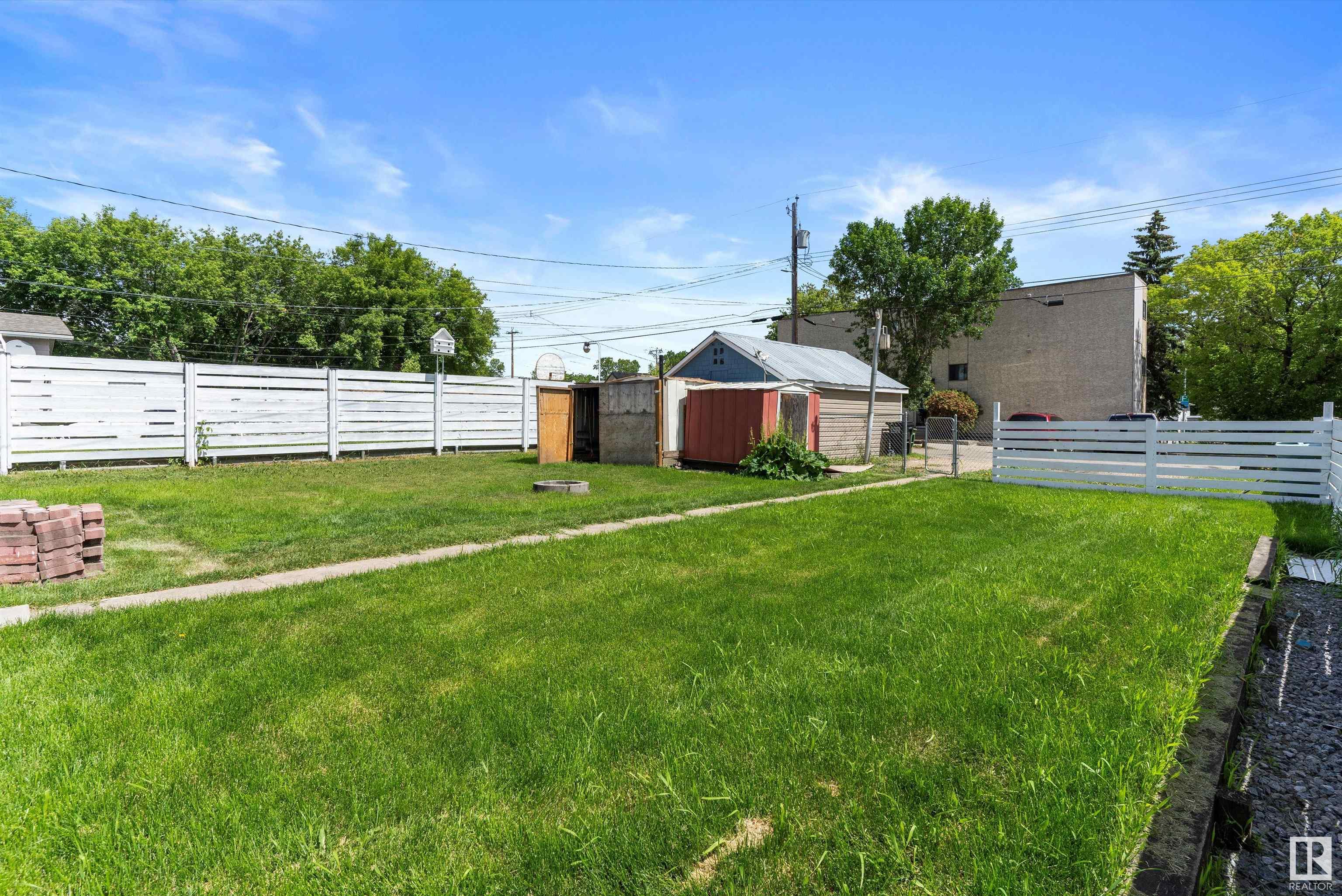      11927 80 ST NW , Edmonton,  ,T5B 2N8 ;  Listing Number: MLS E4420289