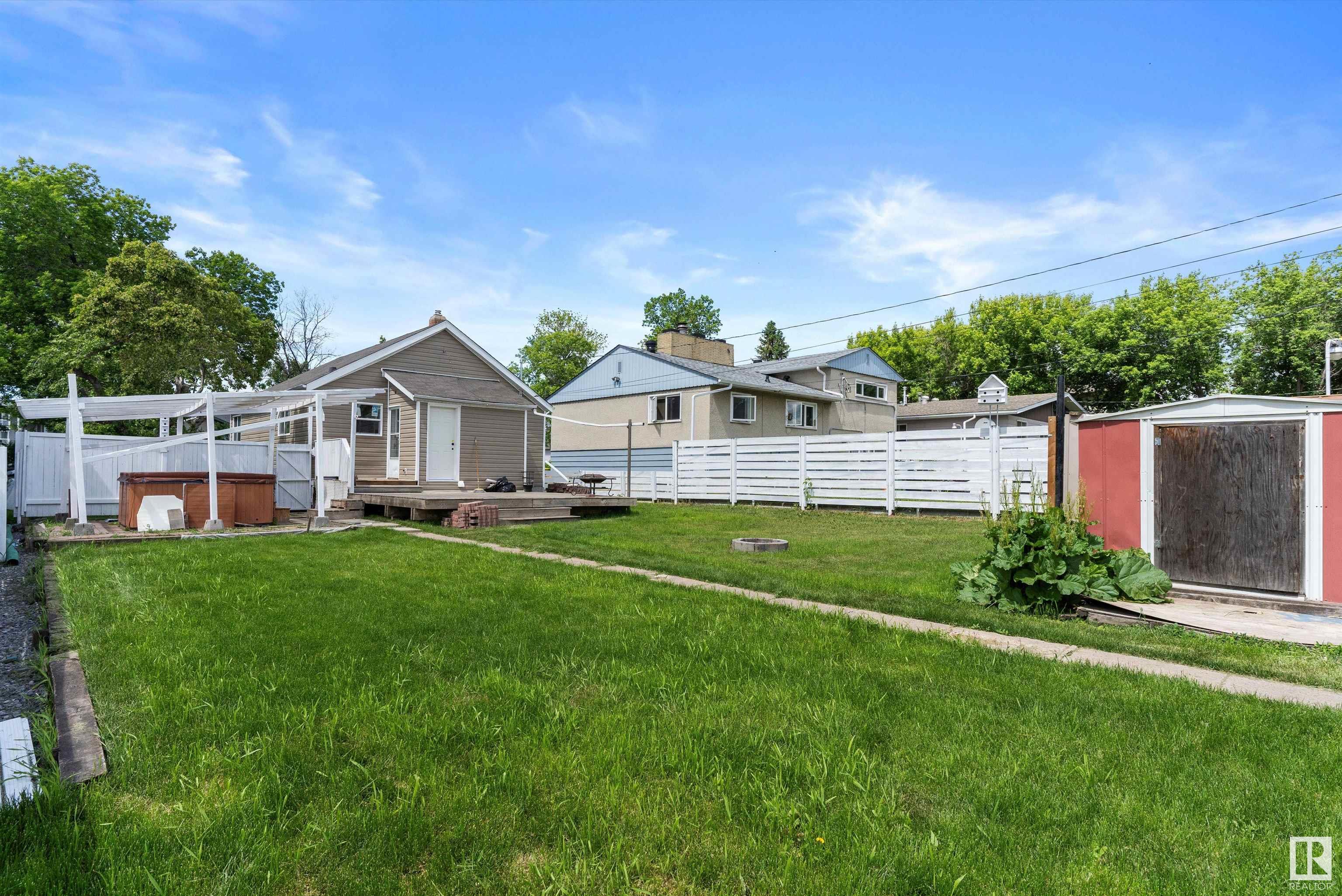      11927 80 ST NW , Edmonton,  ,T5B 2N8 ;  Listing Number: MLS E4420289
