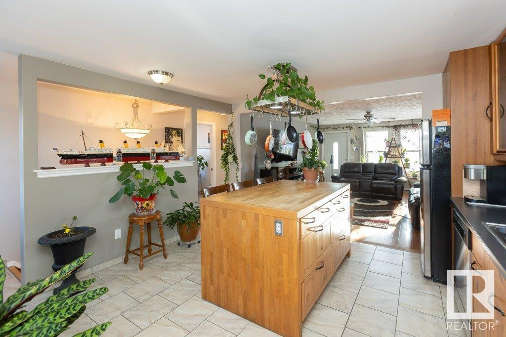      10148 106 ST , Westlock,  ,T7P 1W6 ;  Listing Number: MLS E4420293