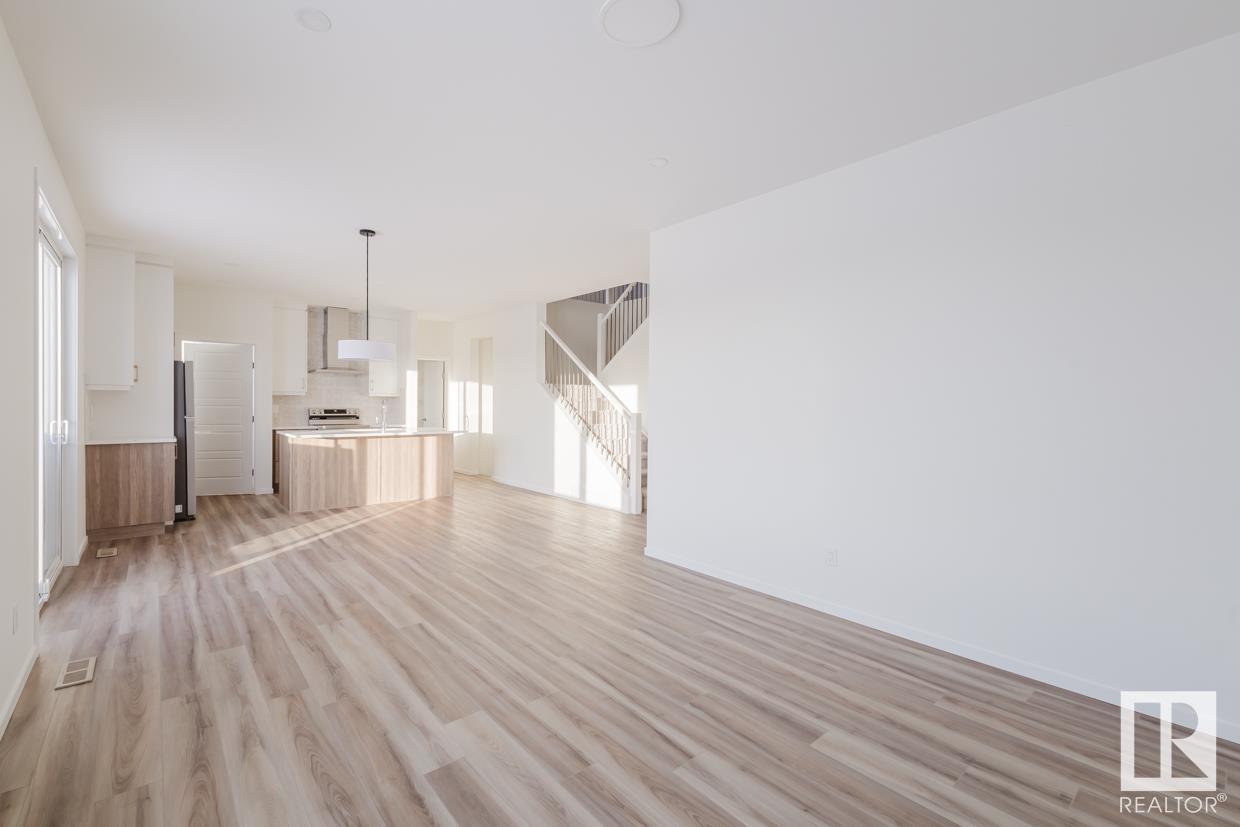      2116 208 ST NW , Edmonton,  ,T6M 2X6 ;  Listing Number: MLS E4420299
