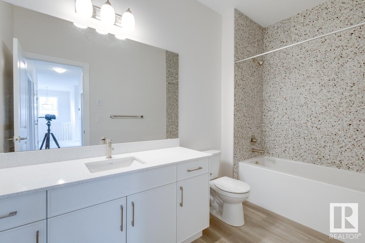      2104 208 ST NW , Edmonton,  ,T6M 2X6 ;  Listing Number: MLS E4420300