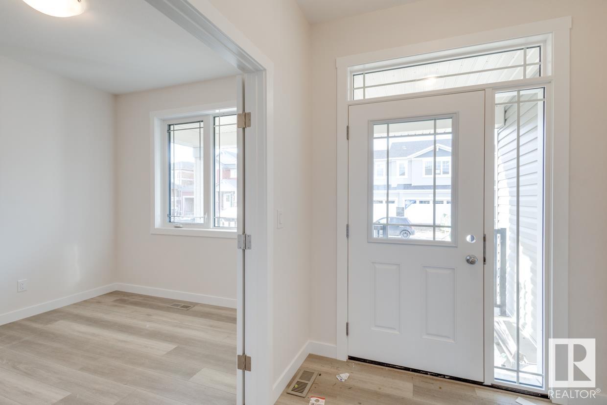      2104 208 ST NW , Edmonton,  ,T6M 2X6 ;  Listing Number: MLS E4420300