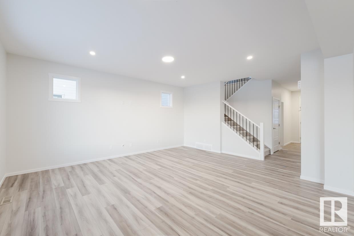      2040 208 ST NW , Edmonton,  ,T6M 2X6 ;  Listing Number: MLS E4420301