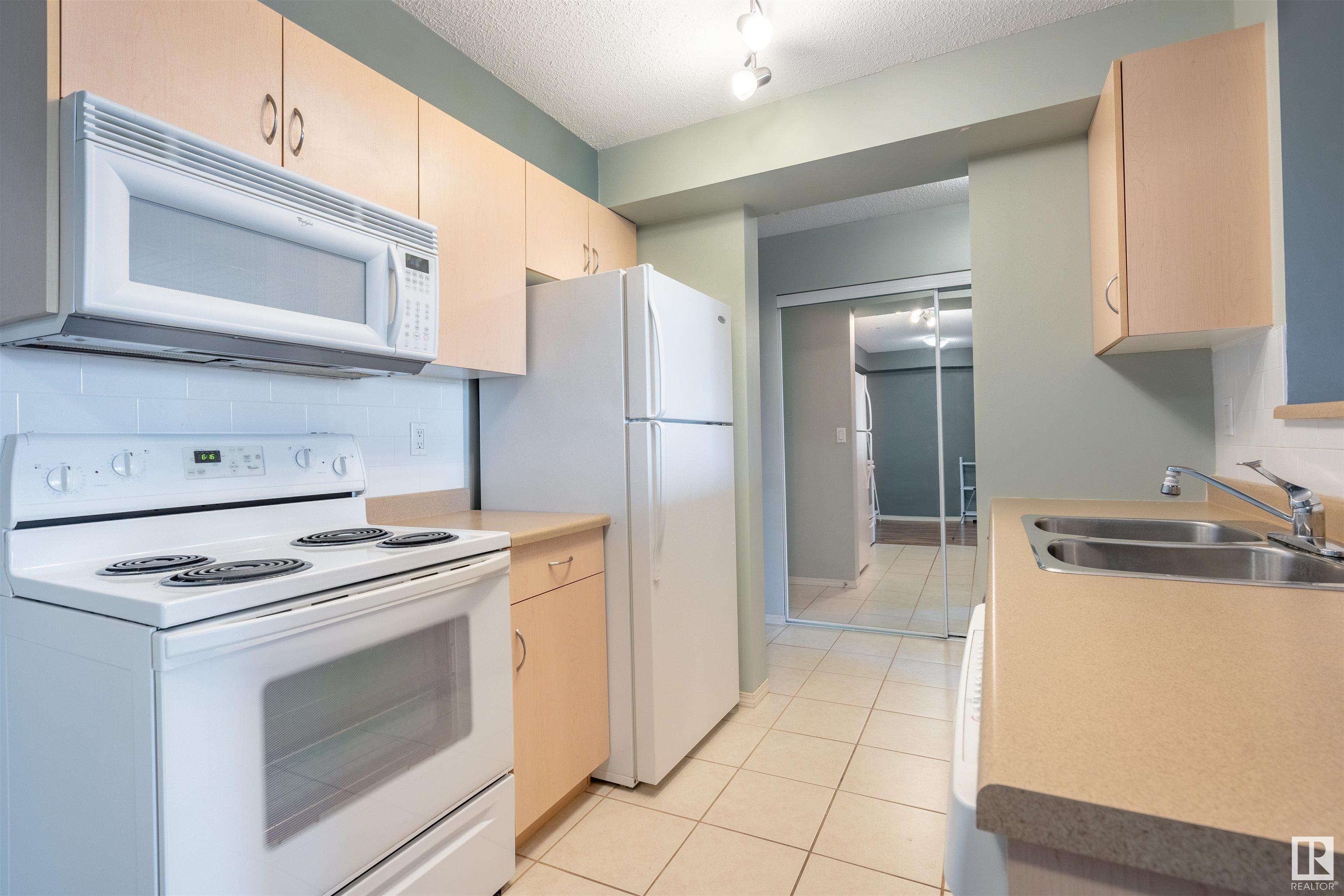      #101 17011 67 AV NW , Edmonton,  ,T5T 6Y5 ;  Listing Number: MLS E4420302