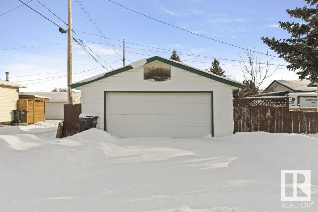      13529 69 ST NW NW , Edmonton,  ,T5C 0H7 ;  Listing Number: MLS E4420303