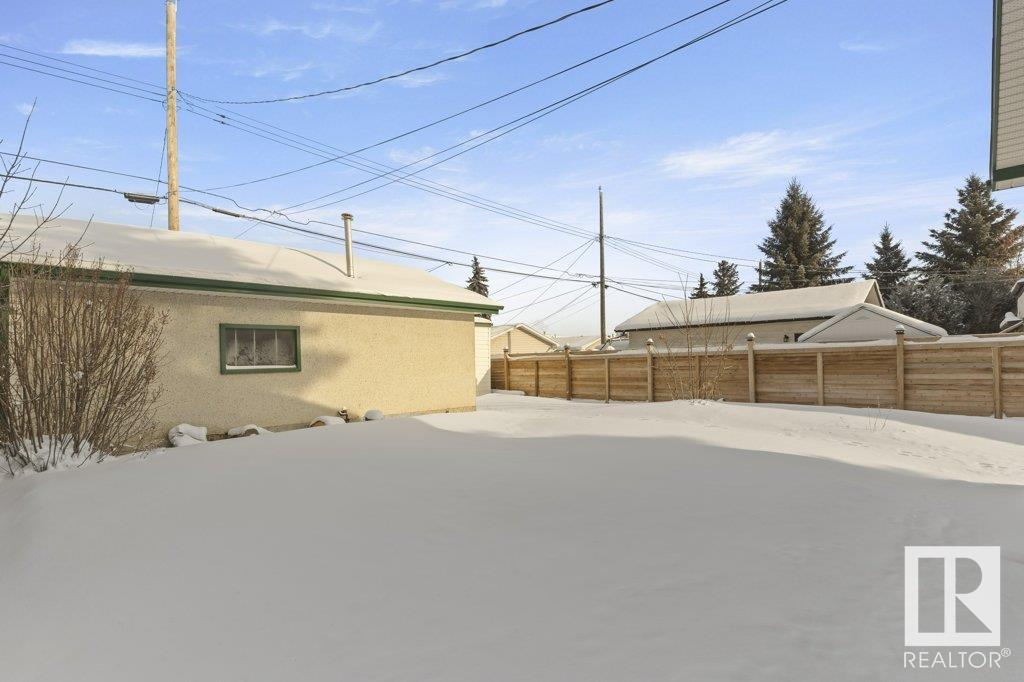      13529 69 ST NW NW , Edmonton,  ,T5C 0H7 ;  Listing Number: MLS E4420303
