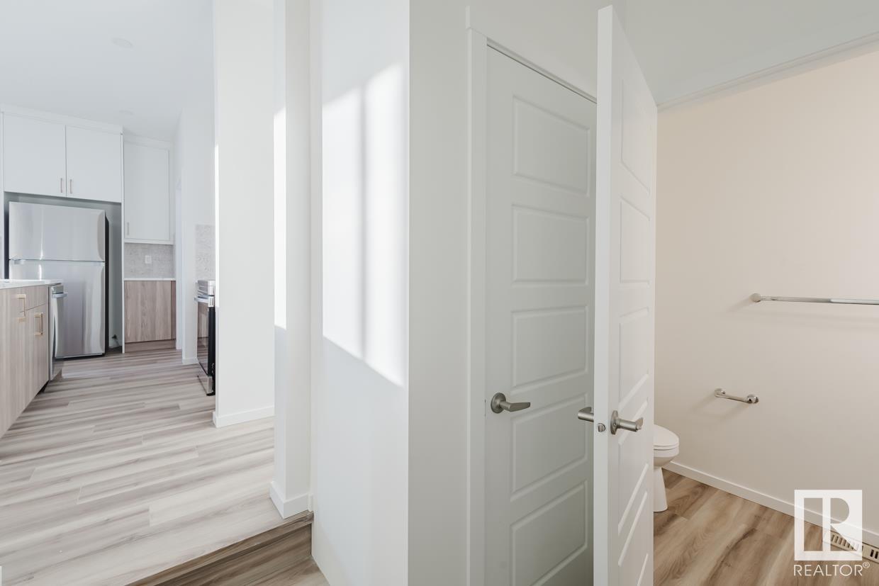      2028 208 ST NW , Edmonton,  ,T6M 2P5 ;  Listing Number: MLS E4420304