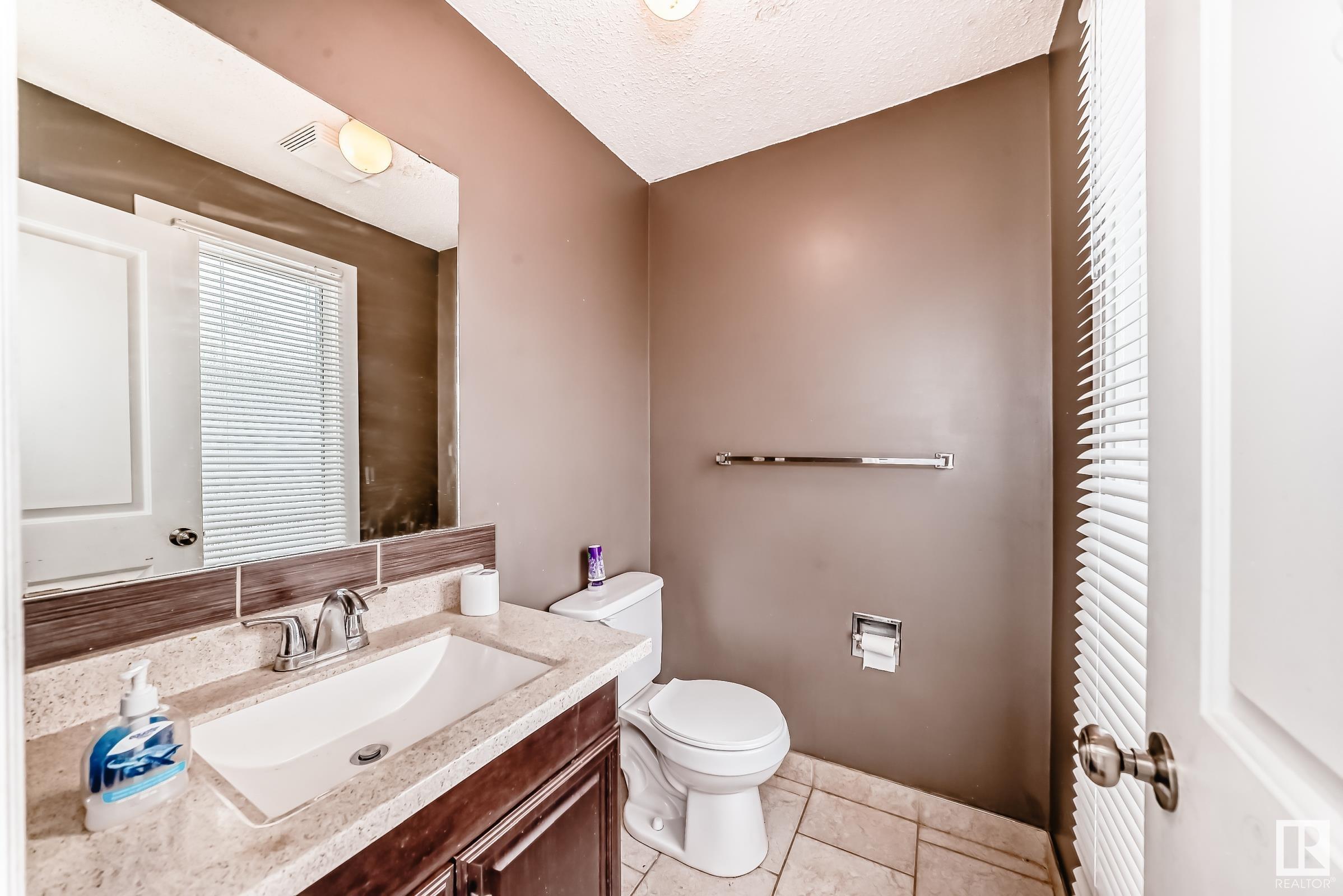      #31 1651 46 ST NW , Edmonton,  ,T6L 5H2 ;  Listing Number: MLS E4420307