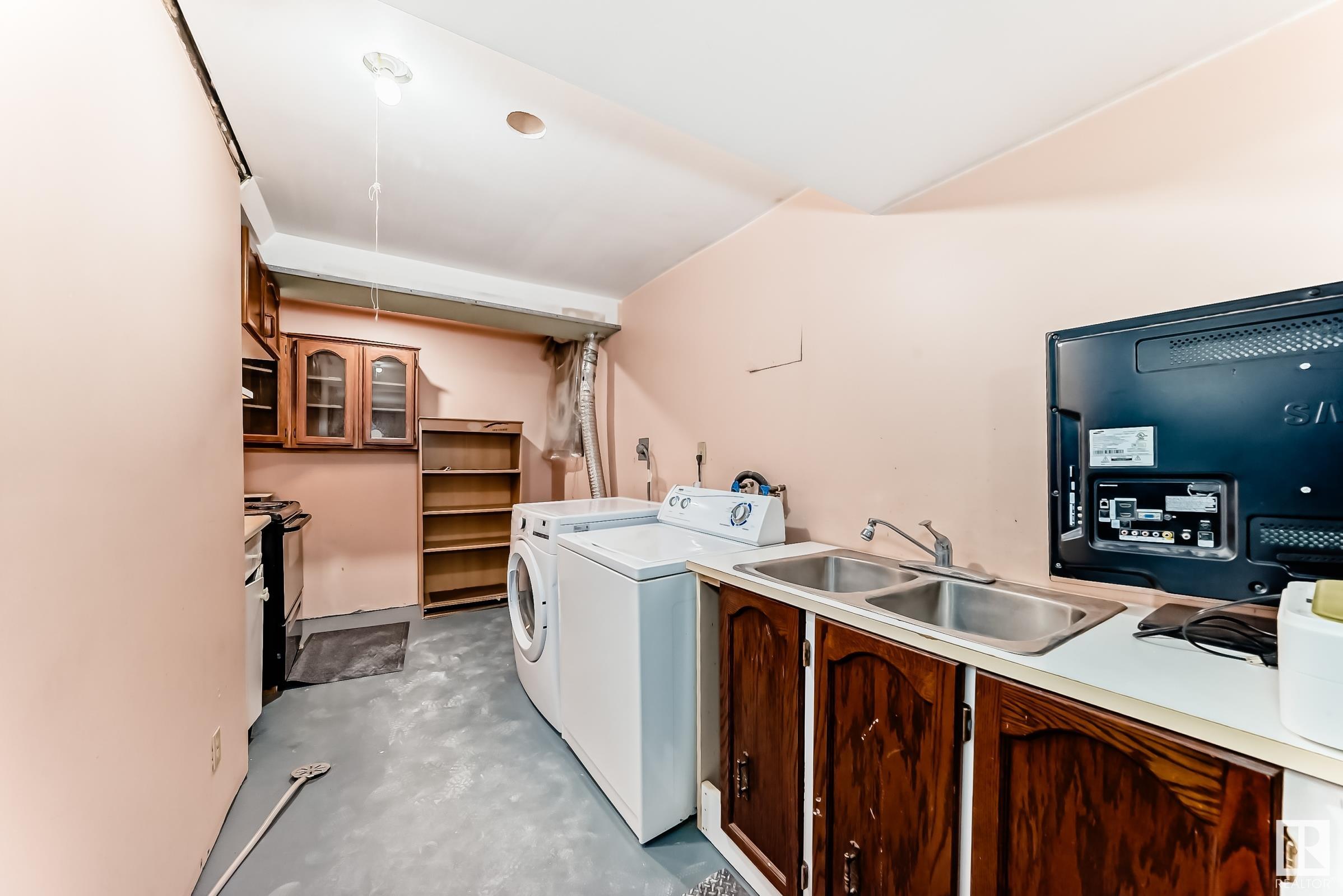      #31 1651 46 ST NW , Edmonton,  ,T6L 5H2 ;  Listing Number: MLS E4420307