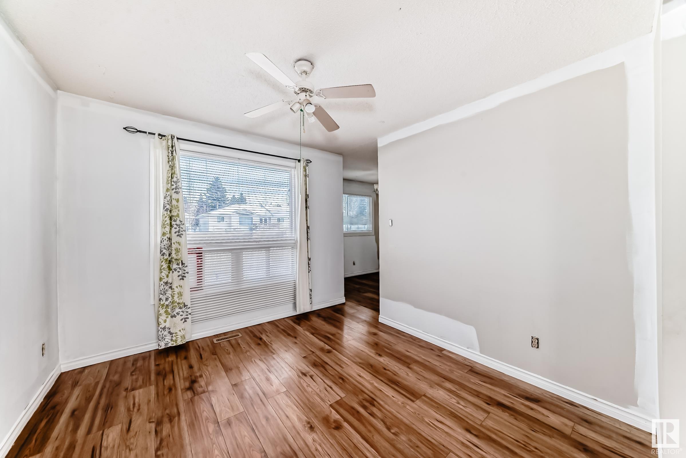      #31 1651 46 ST NW , Edmonton,  ,T6L 5H2 ;  Listing Number: MLS E4420307