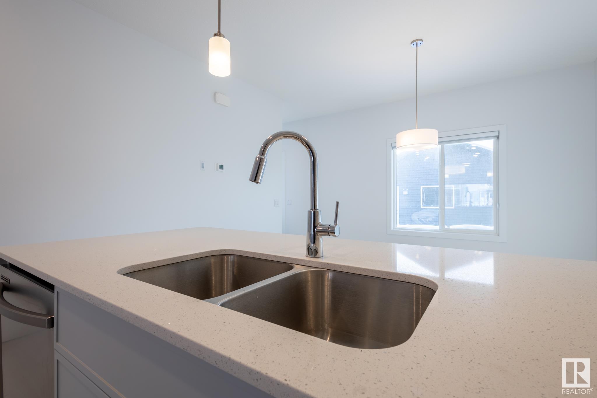      19247 27 AV NW , Edmonton,  ,T6M 2N6 ;  Listing Number: MLS E4420309