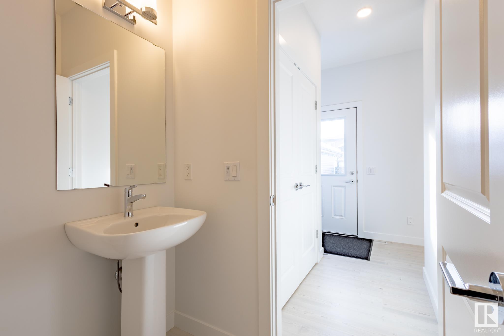      19247 27 AV NW , Edmonton,  ,T6M 2N6 ;  Listing Number: MLS E4420309