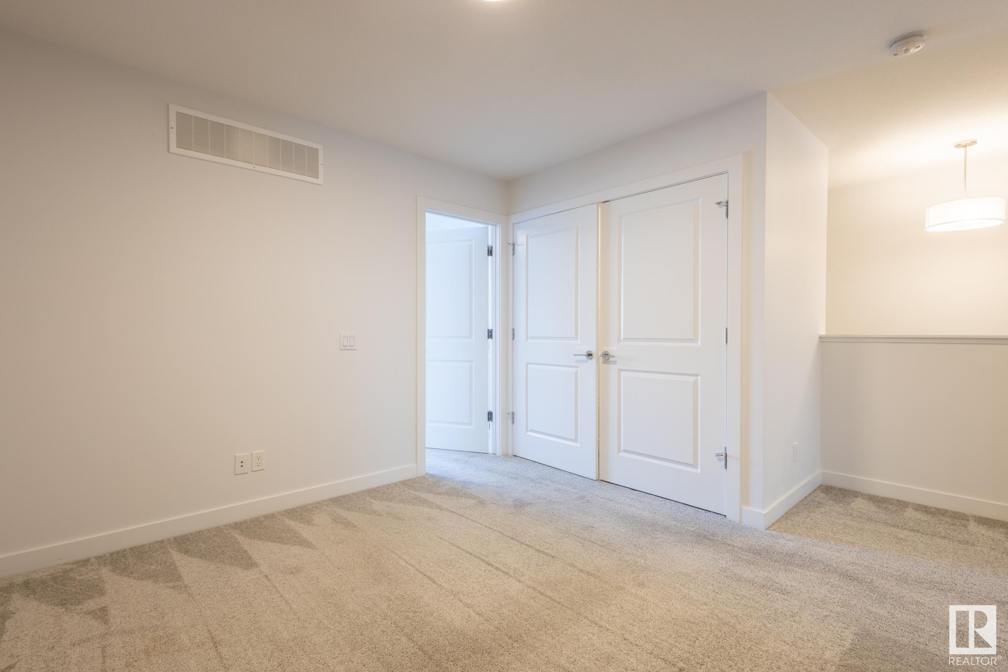      19247 27 AV NW , Edmonton,  ,T6M 2N6 ;  Listing Number: MLS E4420309