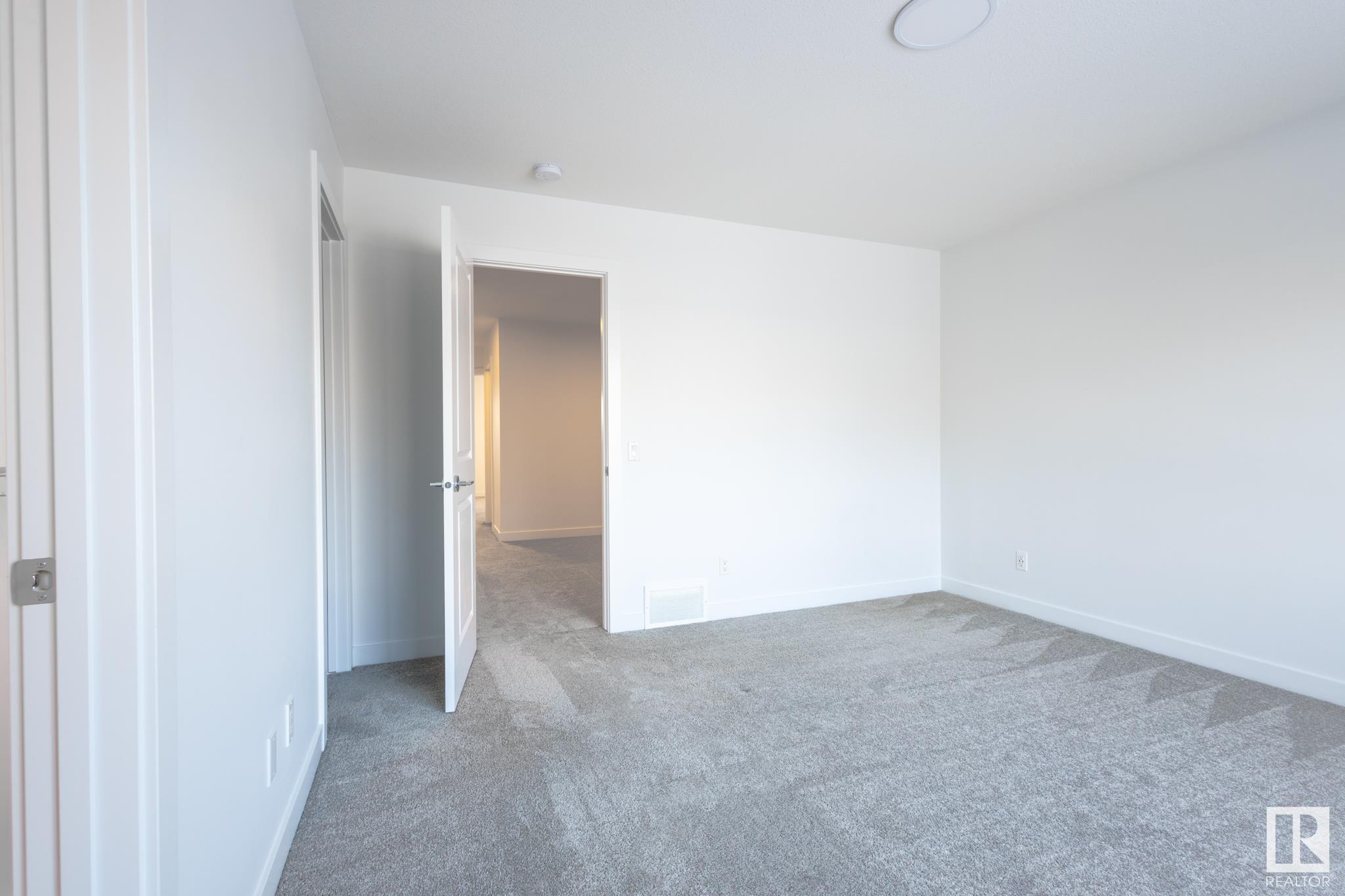      19247 27 AV NW , Edmonton,  ,T6M 2N6 ;  Listing Number: MLS E4420309