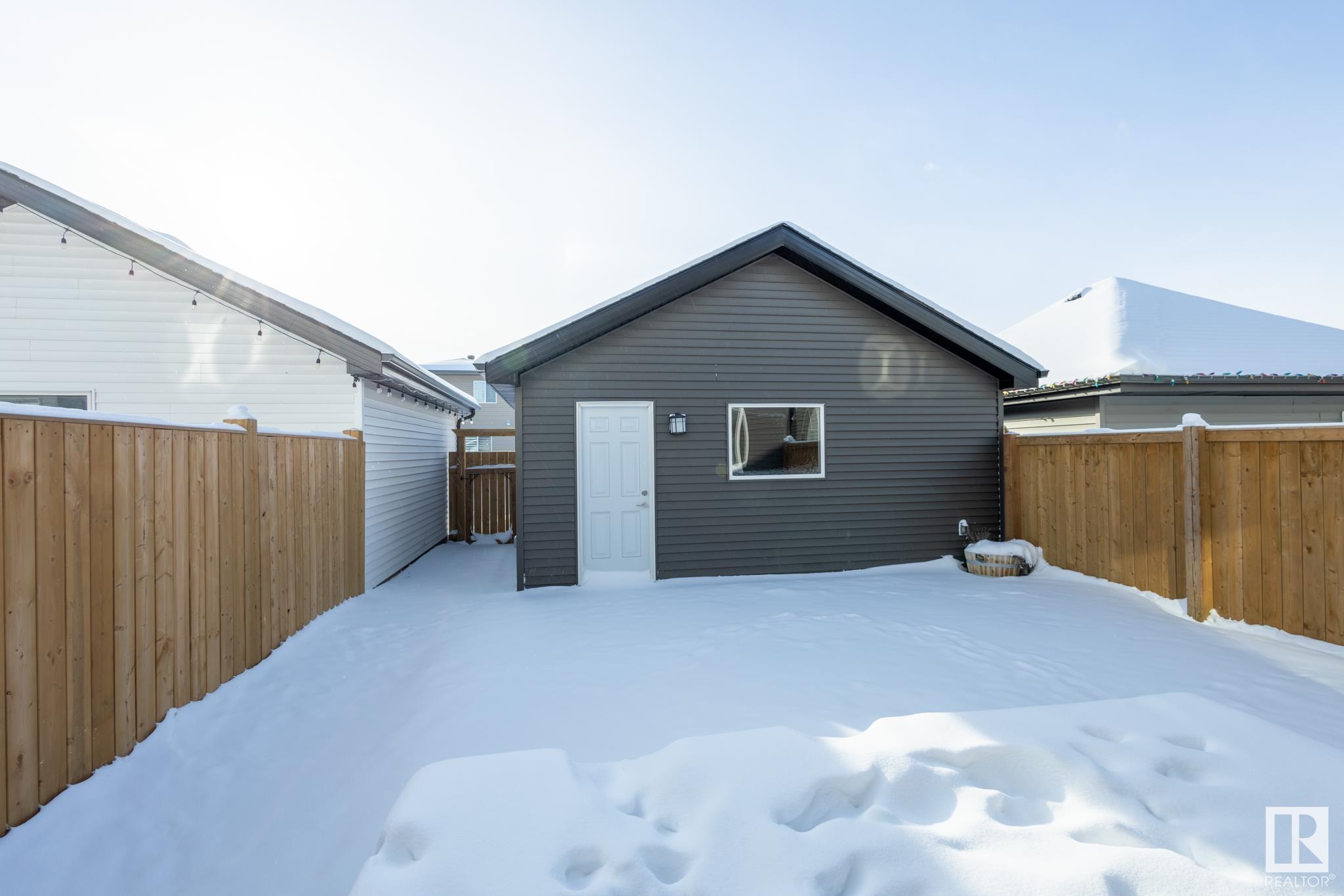      19247 27 AV NW , Edmonton,  ,T6M 2N6 ;  Listing Number: MLS E4420309