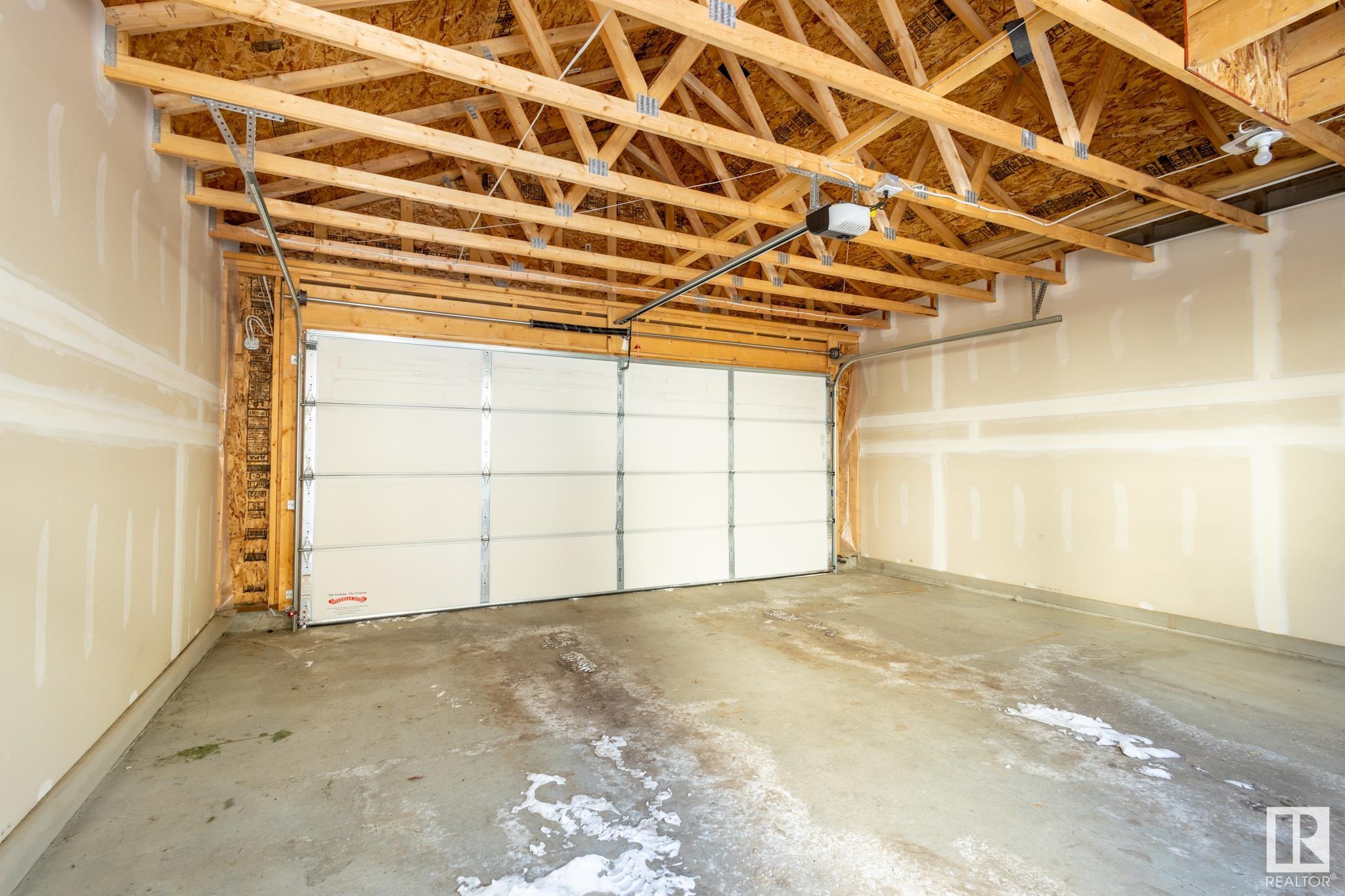      19247 27 AV NW , Edmonton,  ,T6M 2N6 ;  Listing Number: MLS E4420309