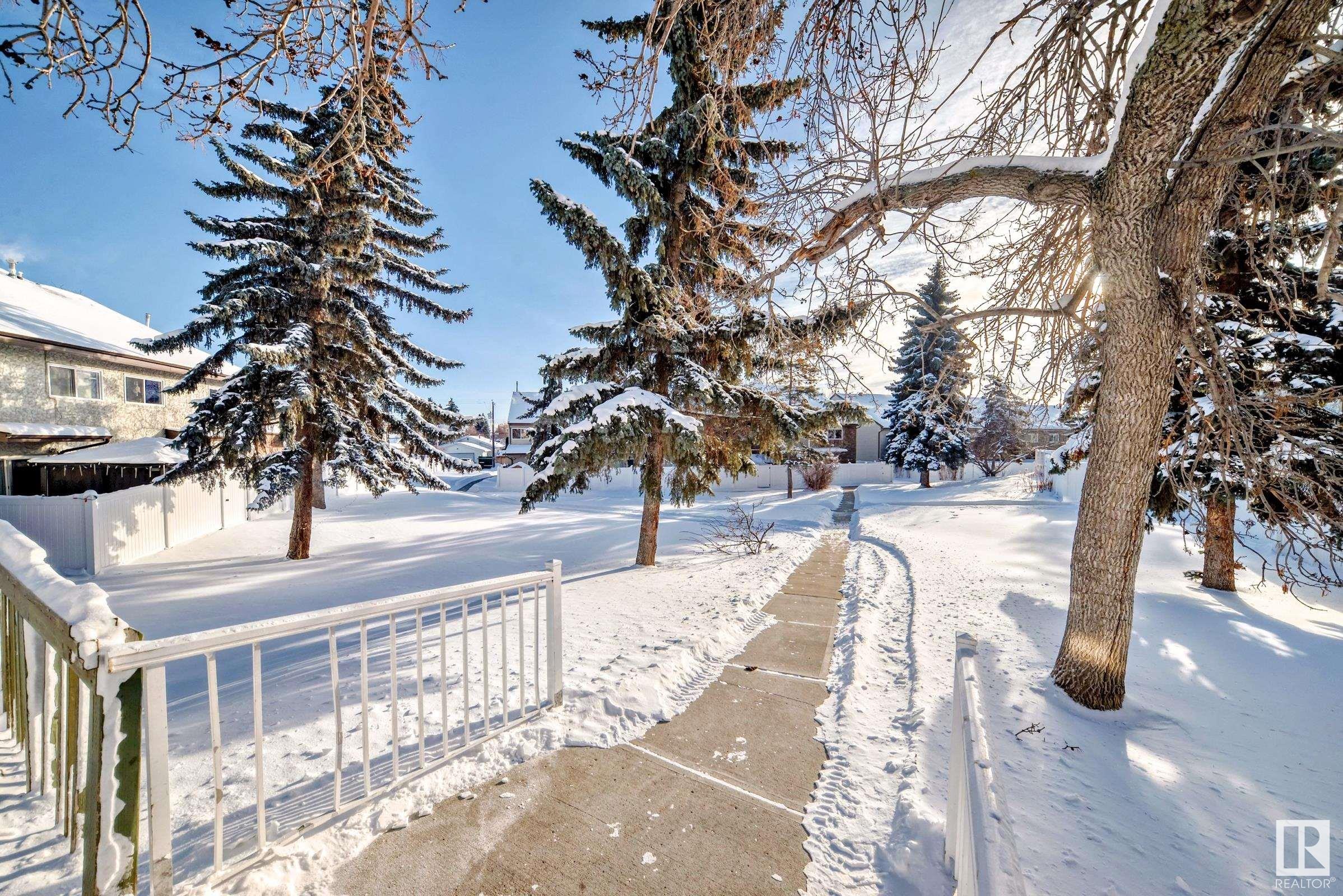      10D MEADOWLARK VG NW , Edmonton,  ,T5R 5X3 ;  Listing Number: MLS E4420316