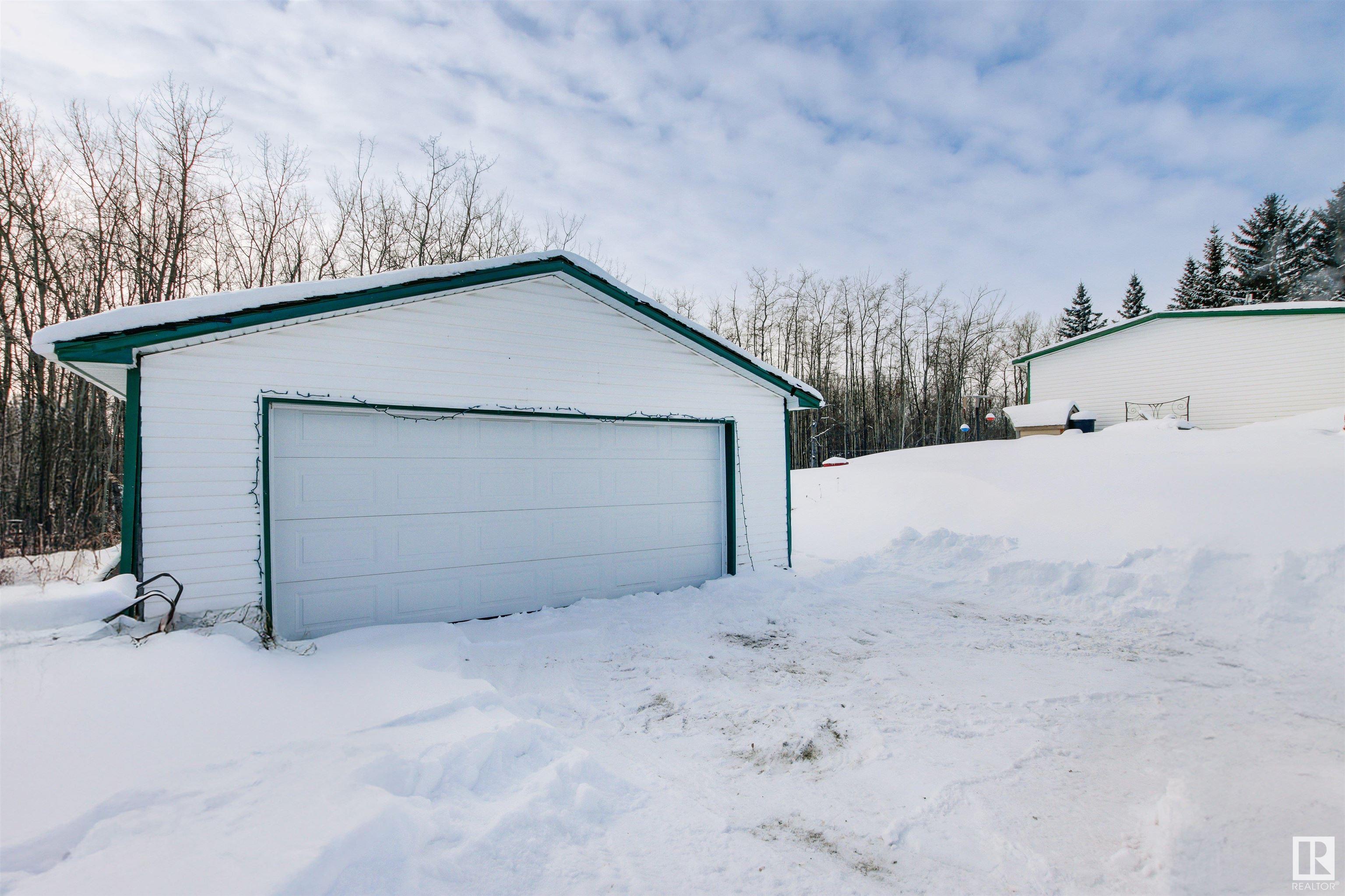      #121 53304 RGE ROAD 30 , Rural Parkland County,  ,T0E 0H0 ;  Listing Number: MLS E4420317