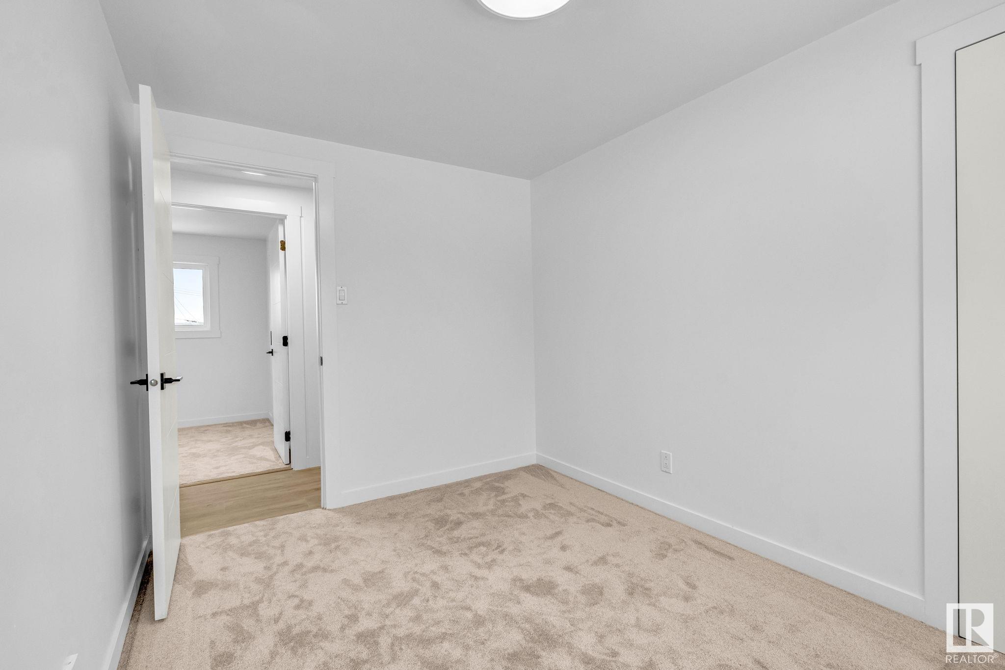      13335 89A ST NW , Edmonton,  ,T5E 3L2 ;  Listing Number: MLS E4420321