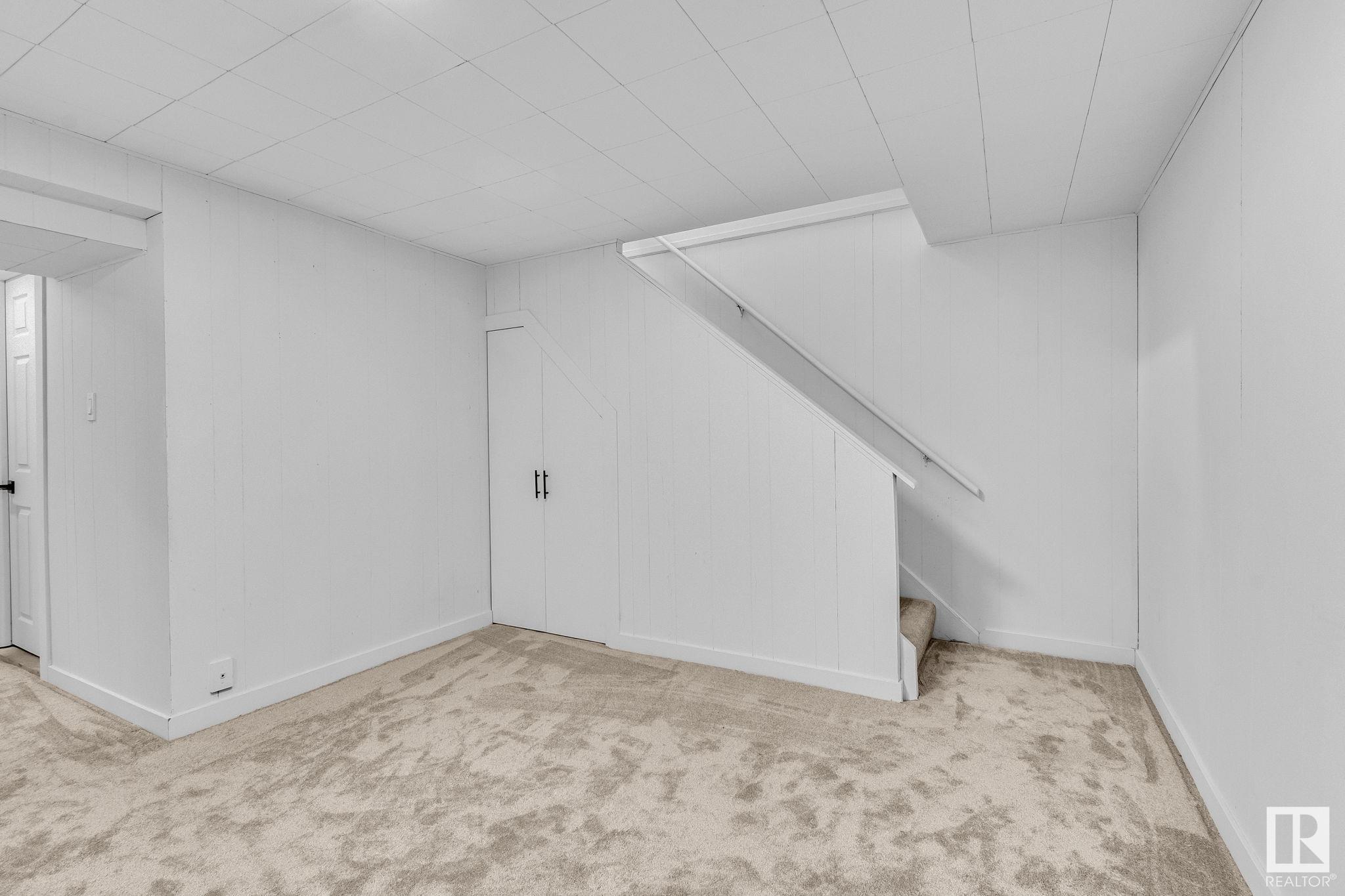      13335 89A ST NW , Edmonton,  ,T5E 3L2 ;  Listing Number: MLS E4420321