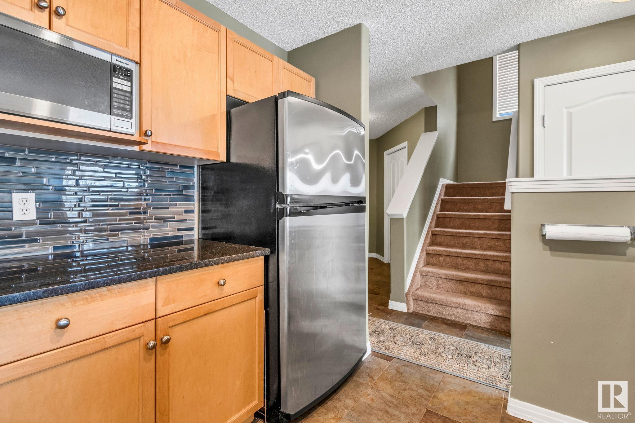      711 89 ST SW SW , Edmonton,  ,T6X 1B9 ;  Listing Number: MLS E4420323