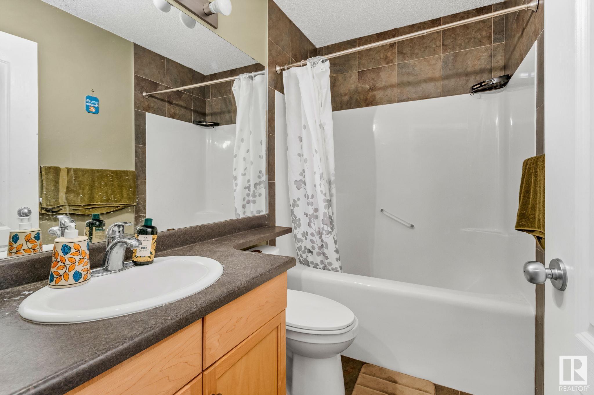      711 89 ST SW SW , Edmonton,  ,T6X 1B9 ;  Listing Number: MLS E4420323
