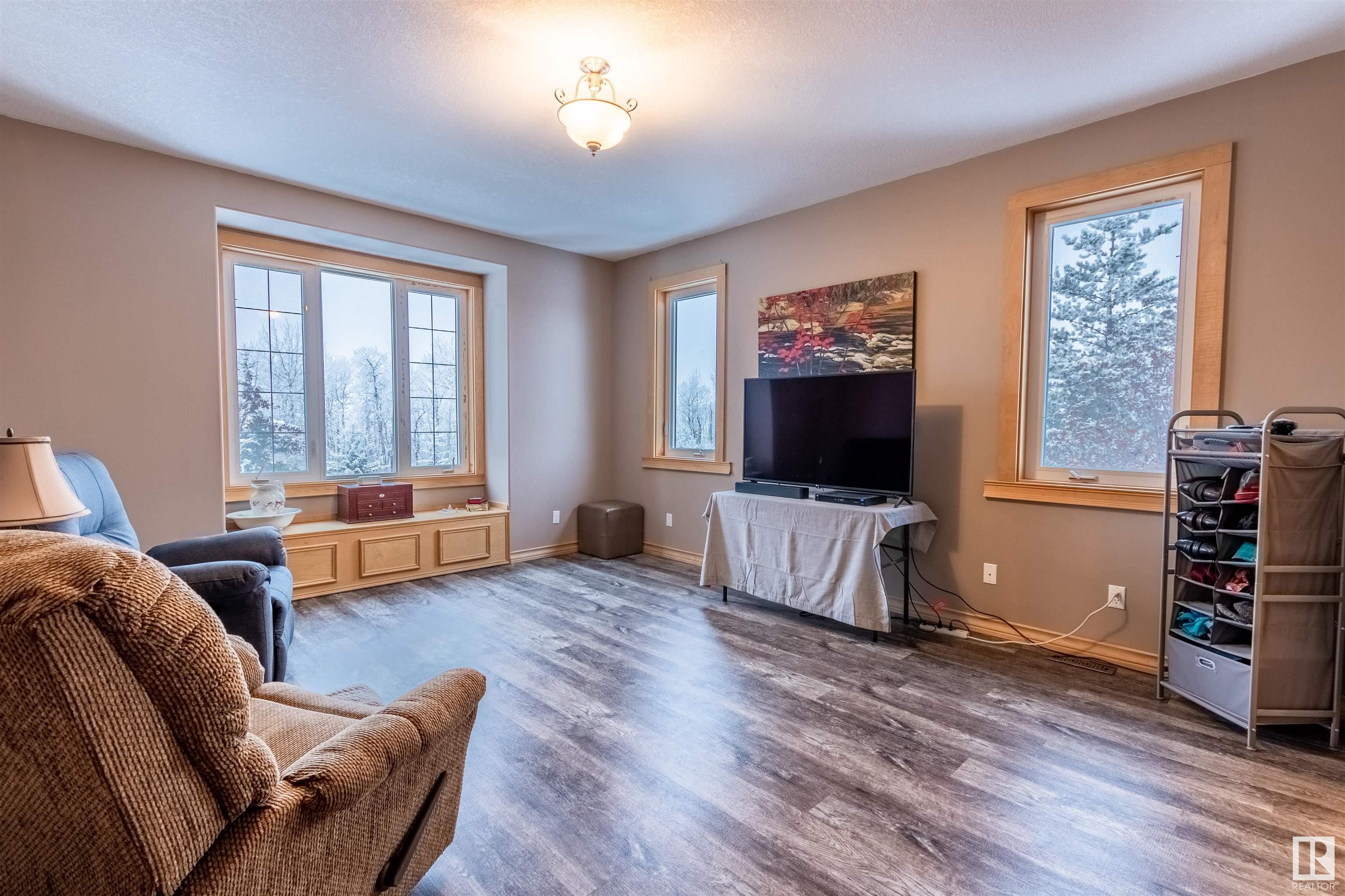      56225 RGE RD 13 , Rural Lac Ste. Anne County,  ,T0E 1V0 ;  Listing Number: MLS E4420324