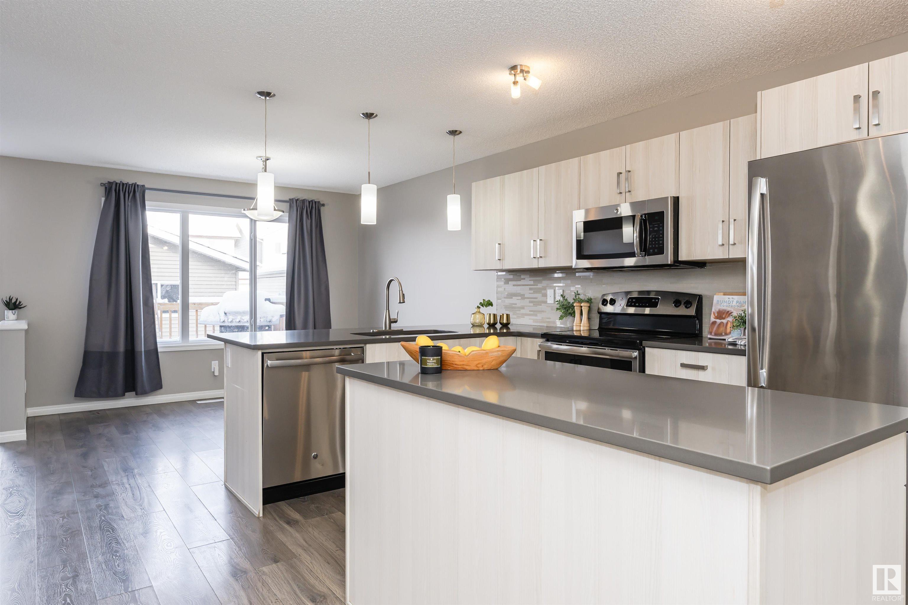      4234 PROWSE WY SW , Edmonton,  ,T6W 3A6 ;  Listing Number: MLS E4420333
