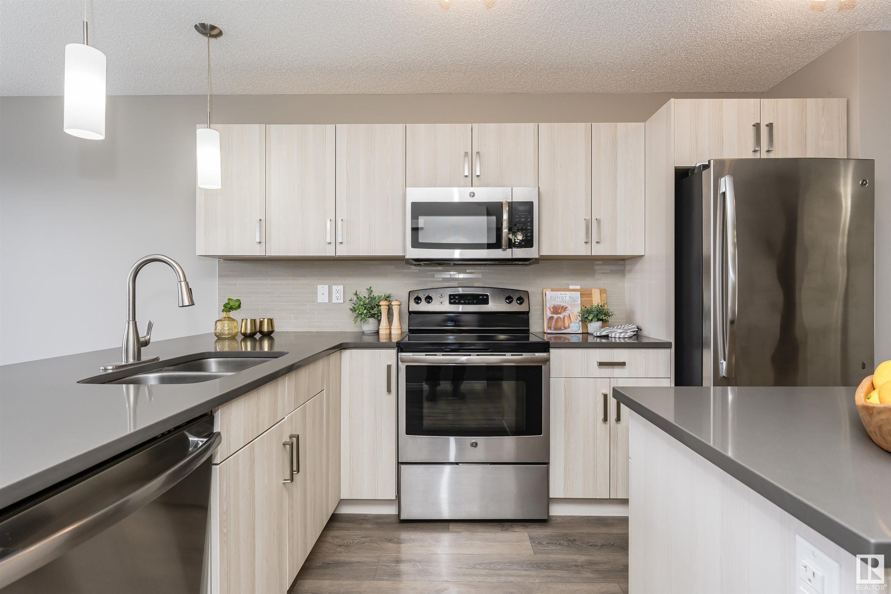      4234 PROWSE WY SW , Edmonton,  ,T6W 3A6 ;  Listing Number: MLS E4420333
