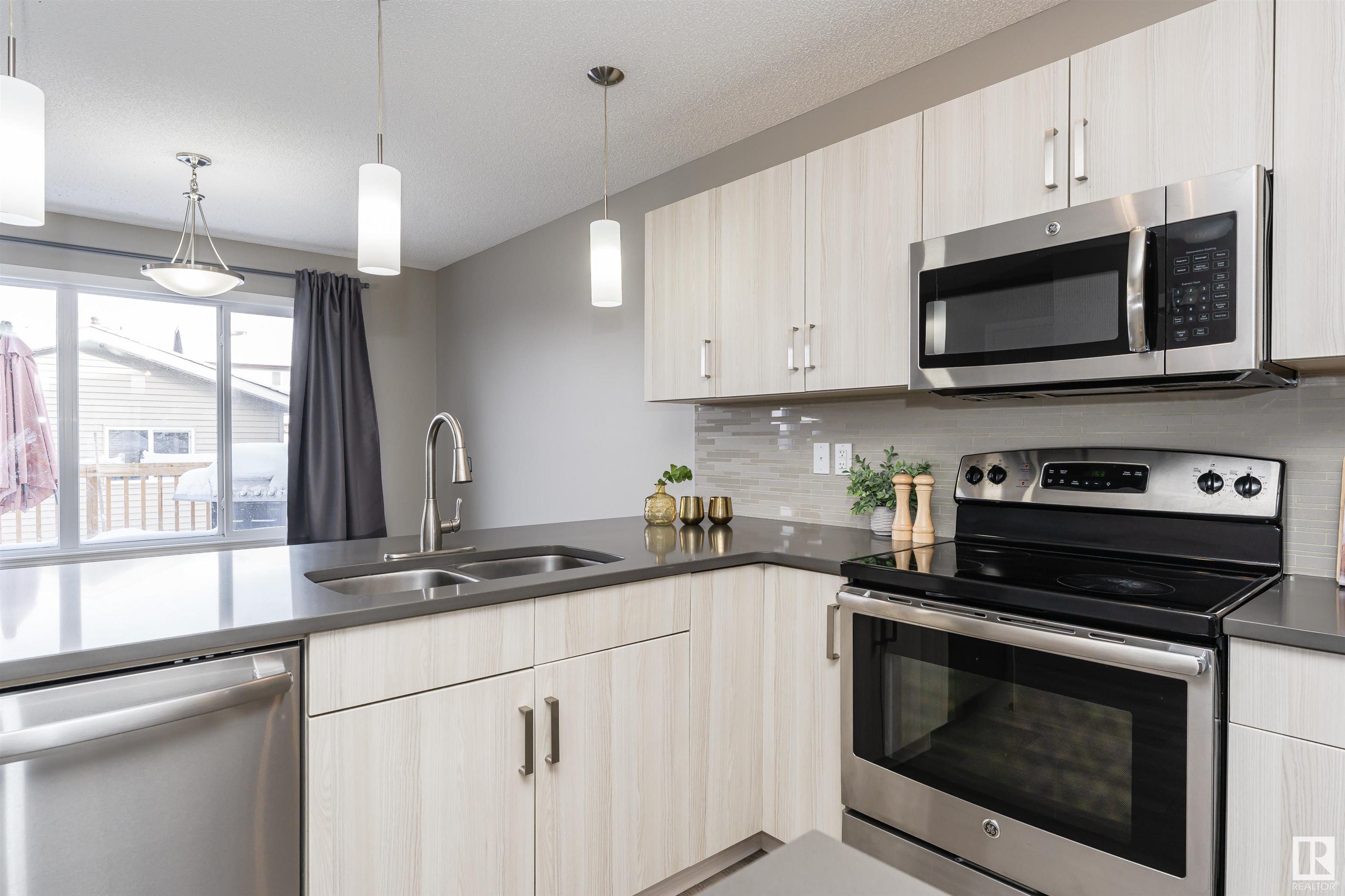      4234 PROWSE WY SW , Edmonton,  ,T6W 3A6 ;  Listing Number: MLS E4420333