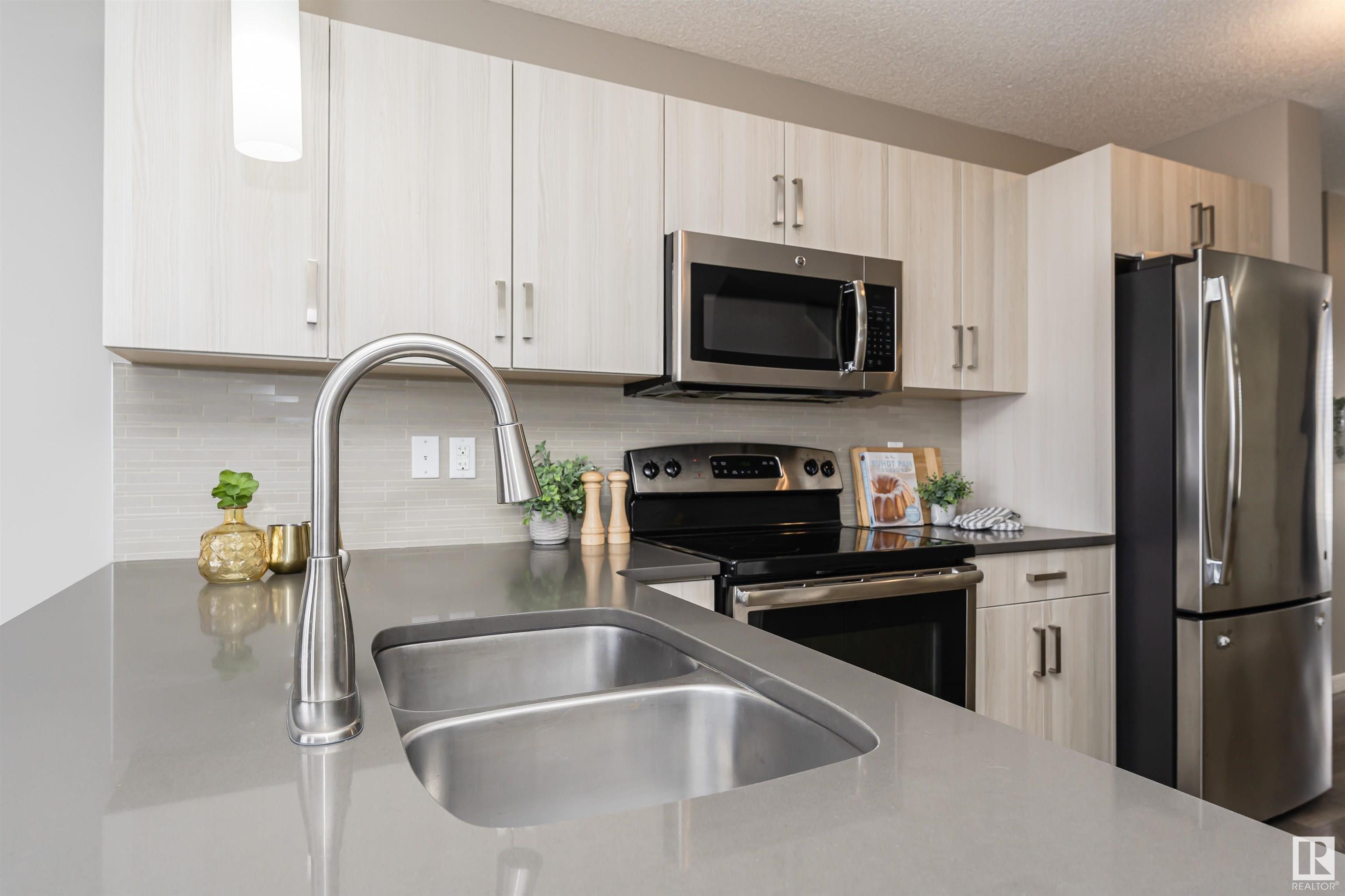      4234 PROWSE WY SW , Edmonton,  ,T6W 3A6 ;  Listing Number: MLS E4420333