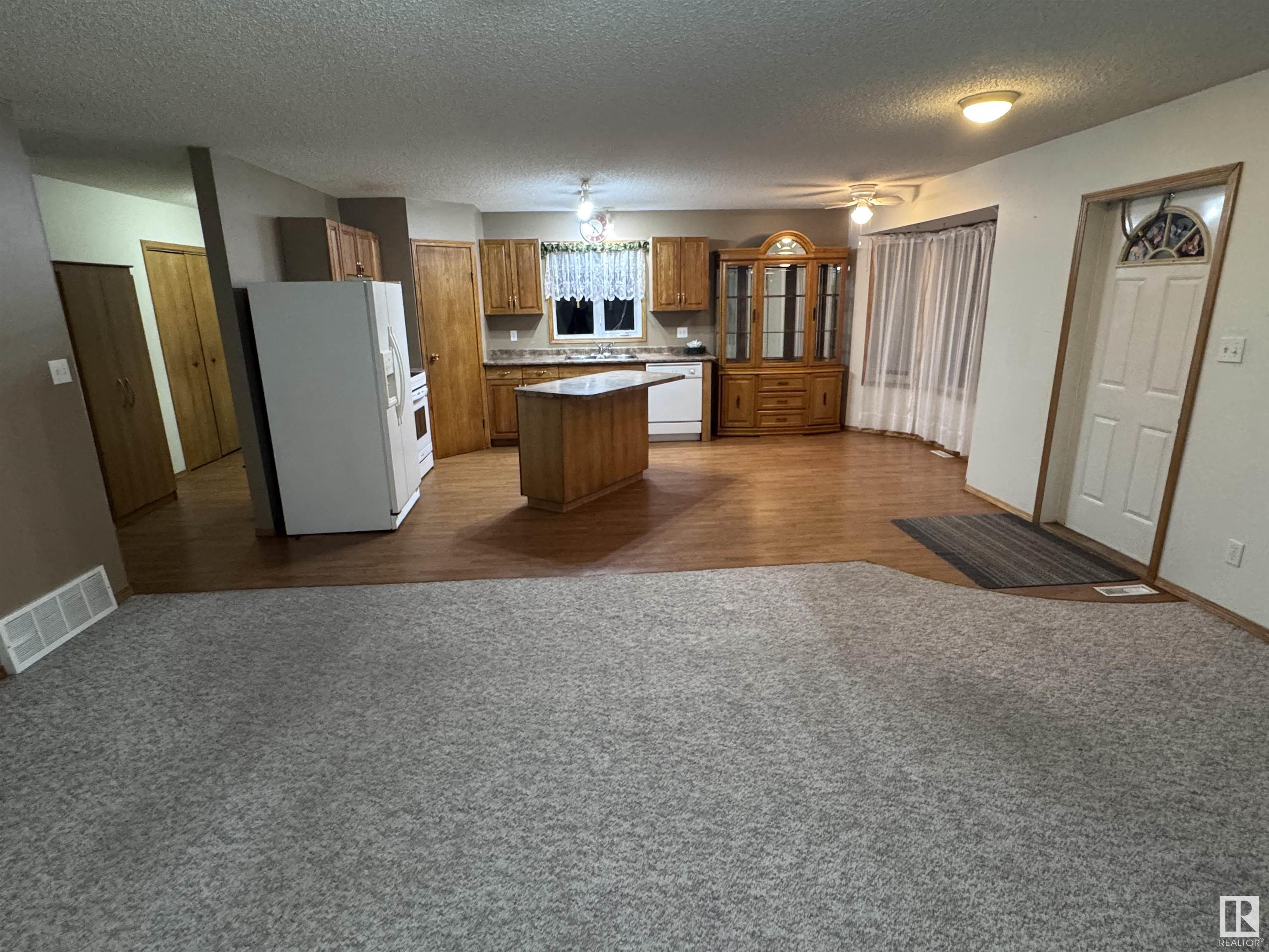      10240 104 ST , Westlock,  ,T7P 1V6 ;  Listing Number: MLS E4420339