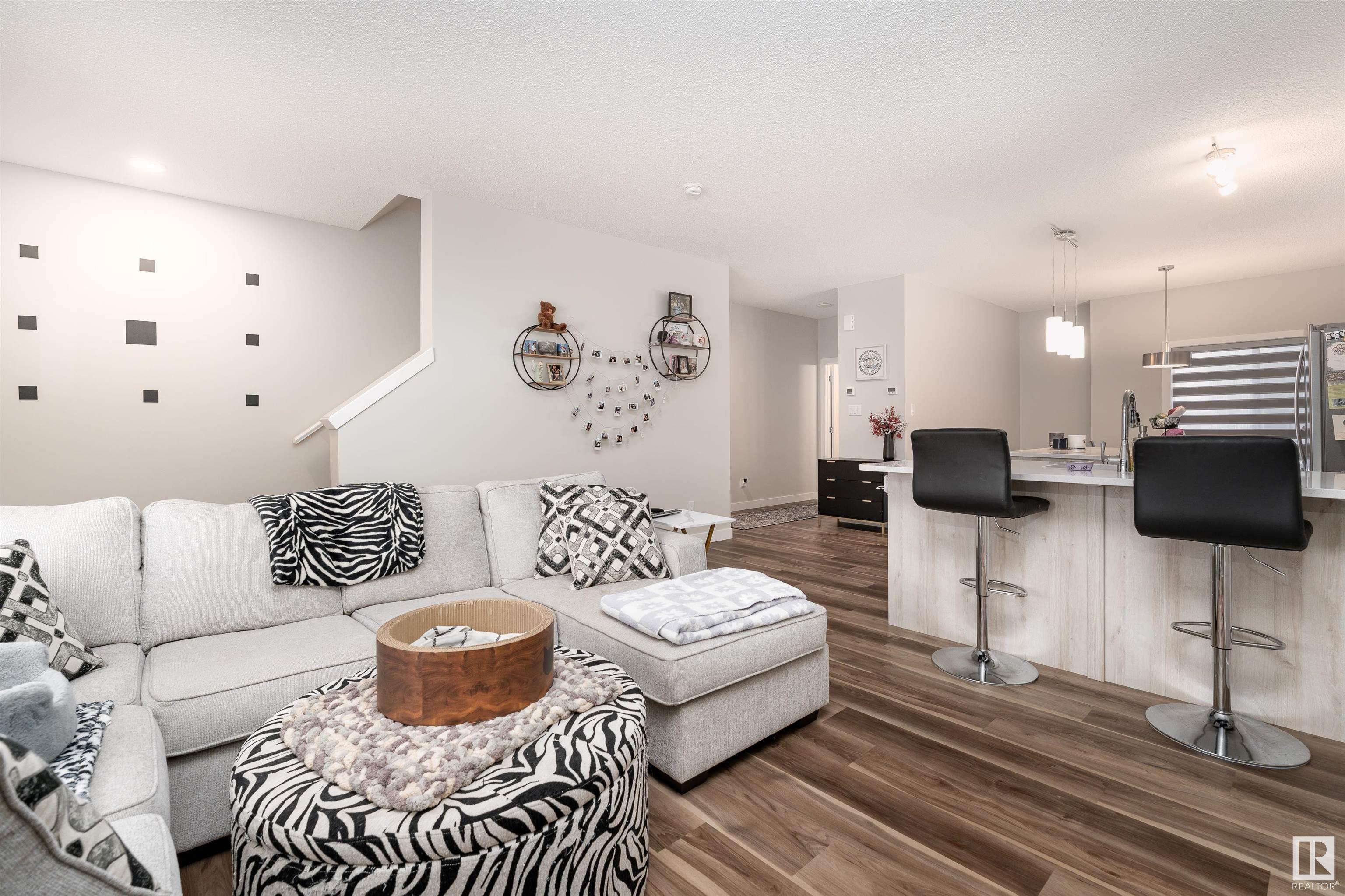      #17 979 CRYSTALLINA NERA WY NW , Edmonton,  ,T5Z 0S3 ;  Listing Number: MLS E4420340