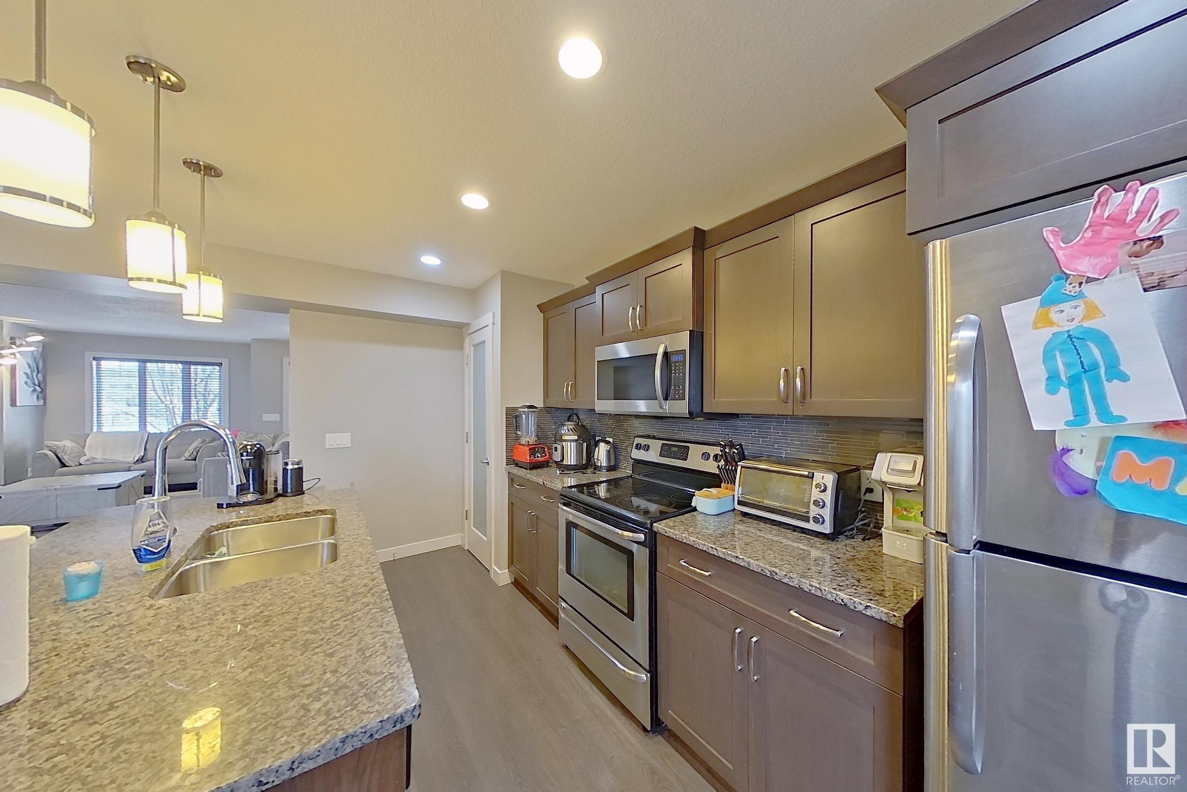      679 ALLARD BV SW , Edmonton,  ,T6W 2V5 ;  Listing Number: MLS E4420341
