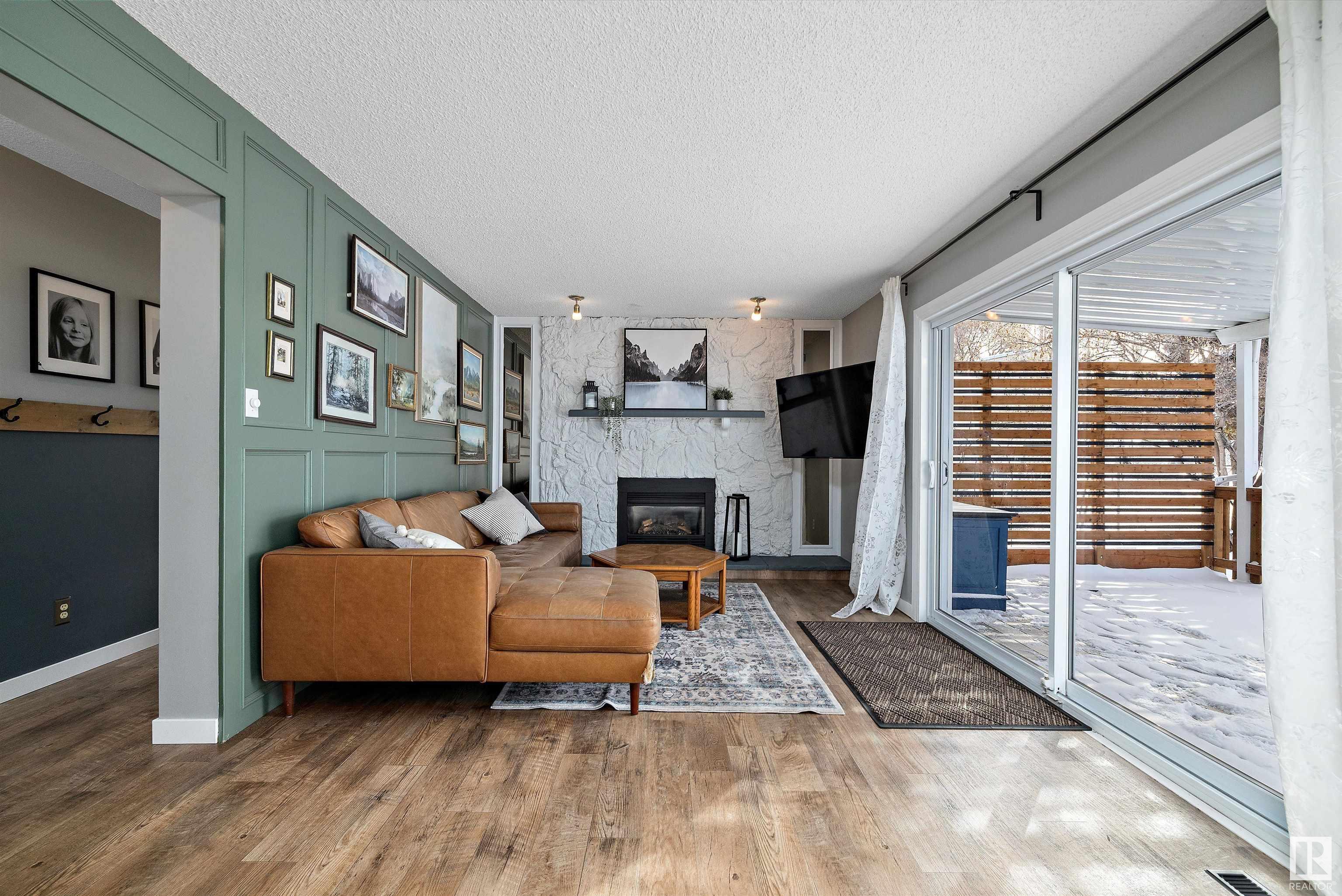     3923 43 AV , Leduc,  ,T9E 4V7 ;  Listing Number: MLS E4420343