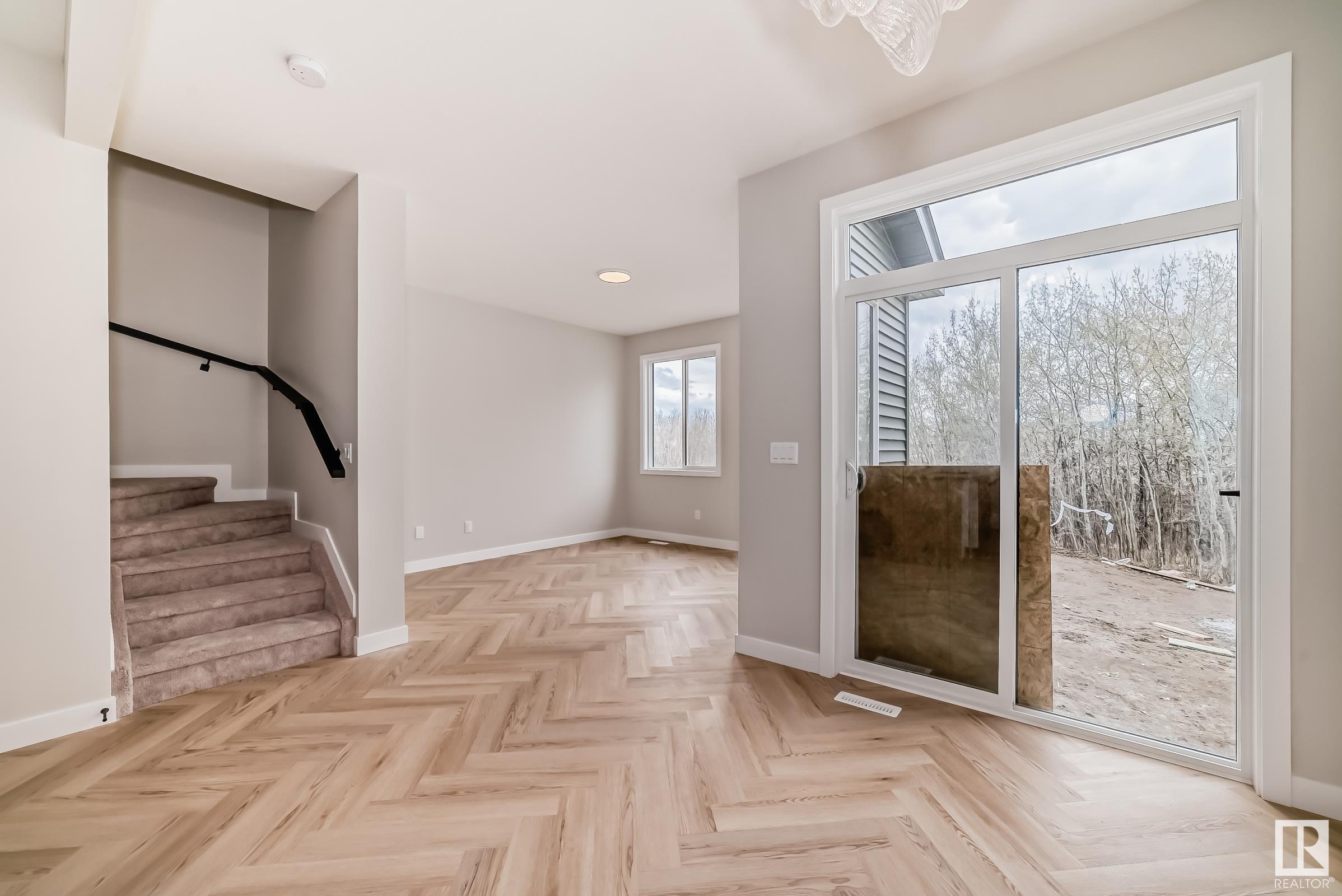      2917 65 ST SW , Edmonton,  ,T6X 3G4 ;  Listing Number: MLS E4420345