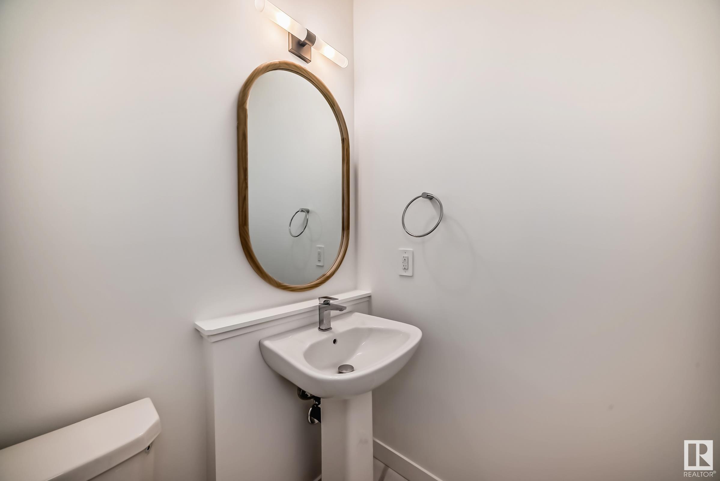      3418 168 ST SW , Edmonton,  ,T6W 5M2 ;  Listing Number: MLS E4420346