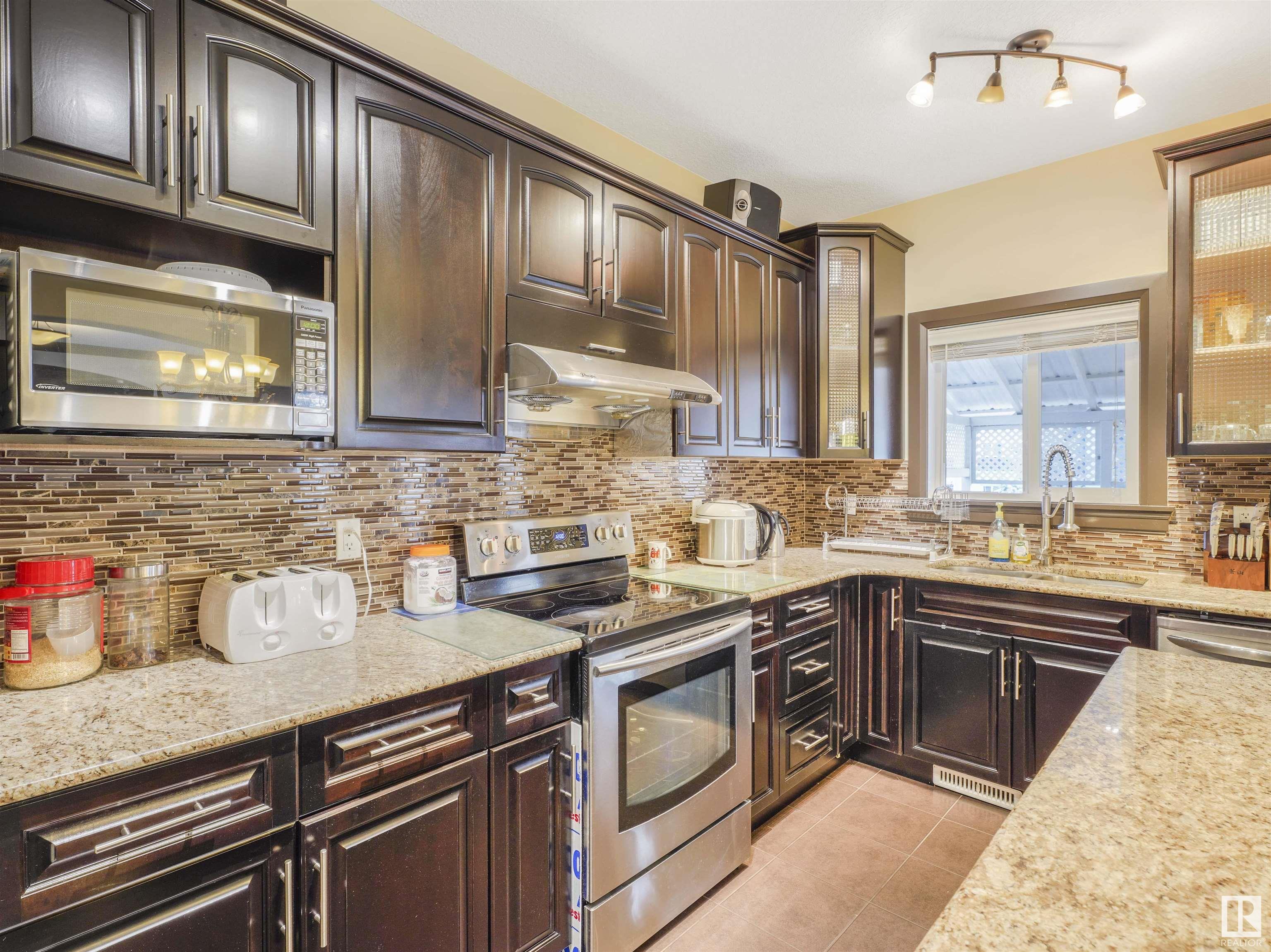      9623 150 ST NW , Edmonton,  ,T5P 1N2 ;  Listing Number: MLS E4420356