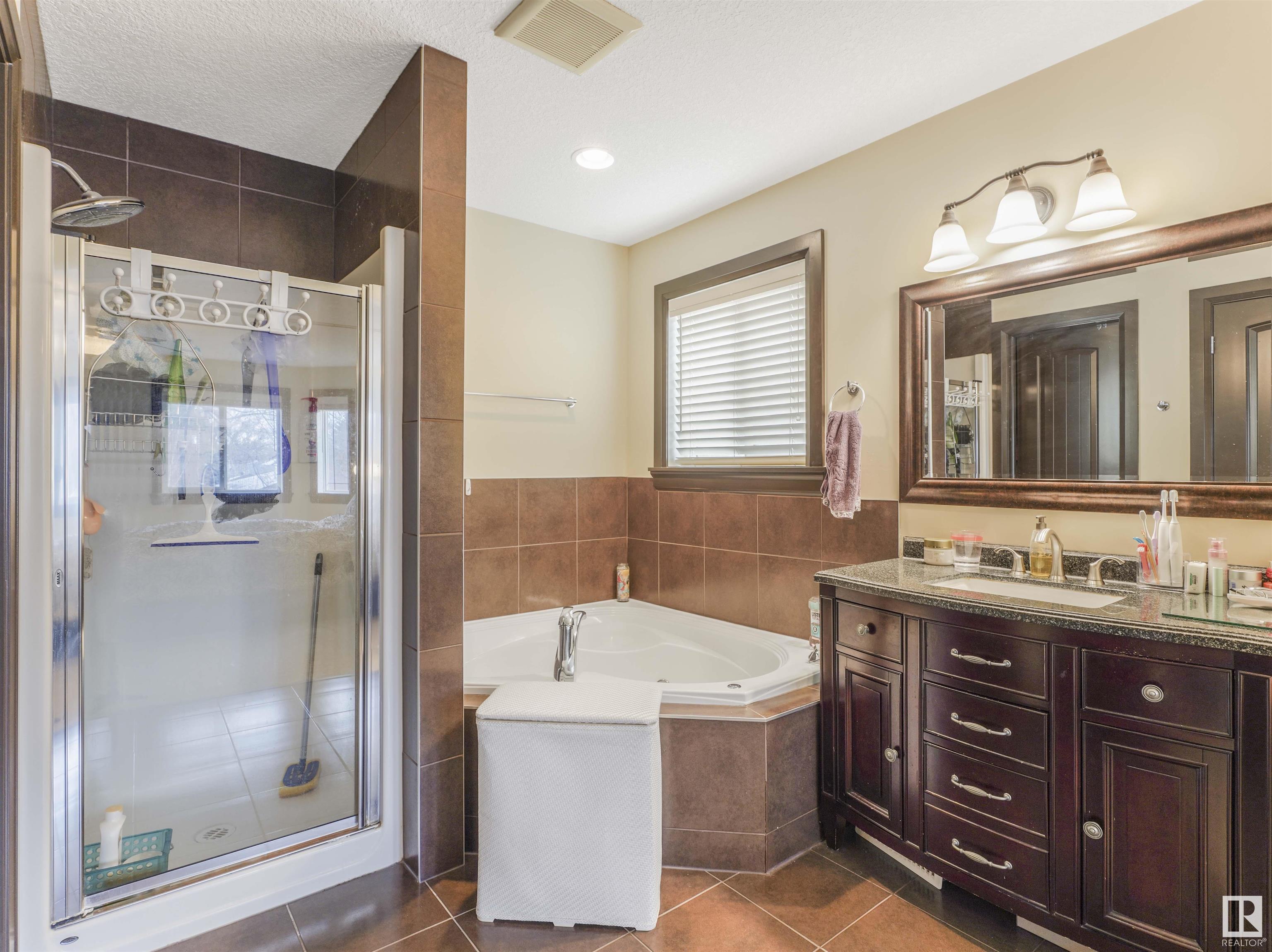      9623 150 ST NW , Edmonton,  ,T5P 1N2 ;  Listing Number: MLS E4420356