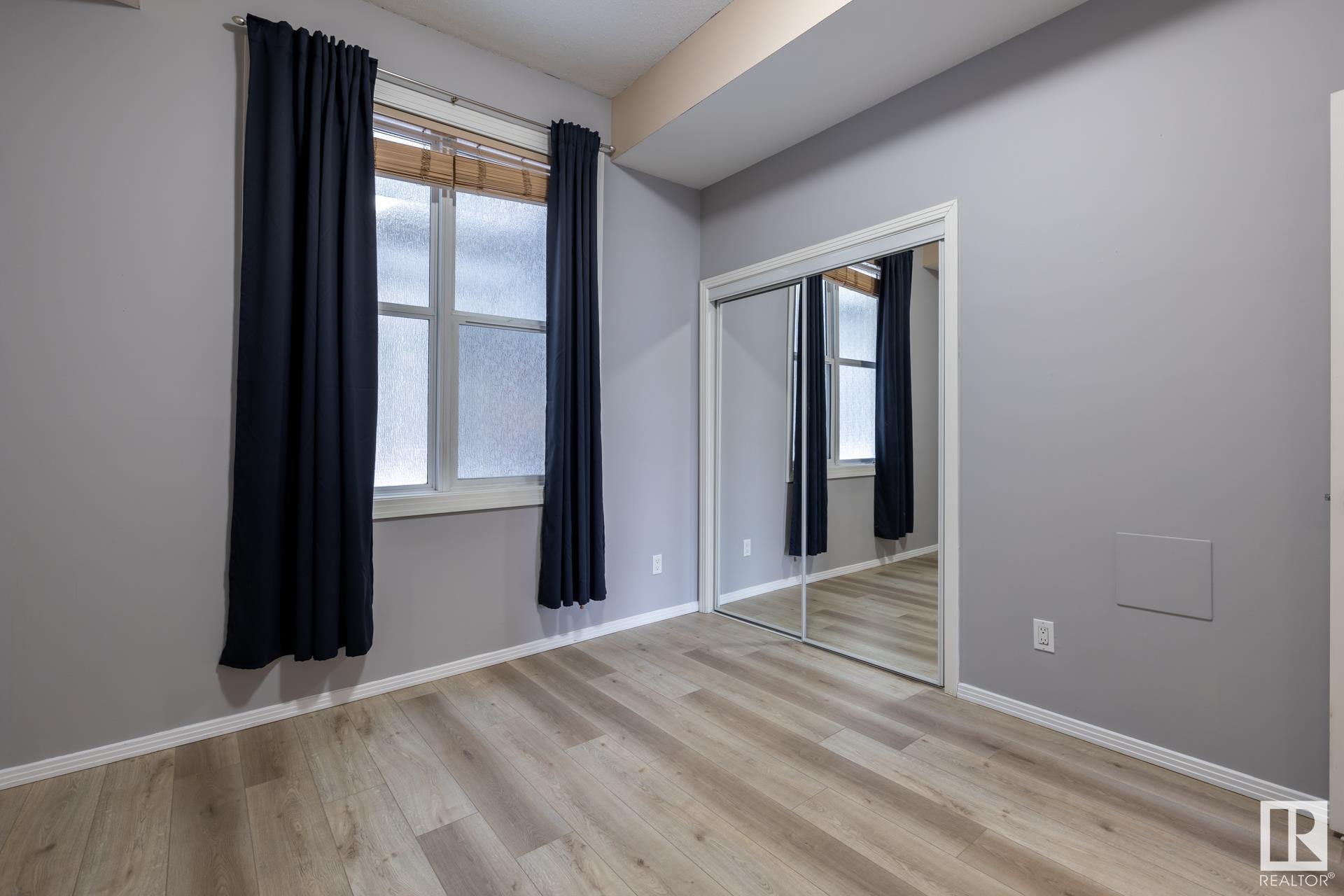      #210 10147 112 ST NW , Edmonton,  ,T5K 1M1 ;  Listing Number: MLS E4420360