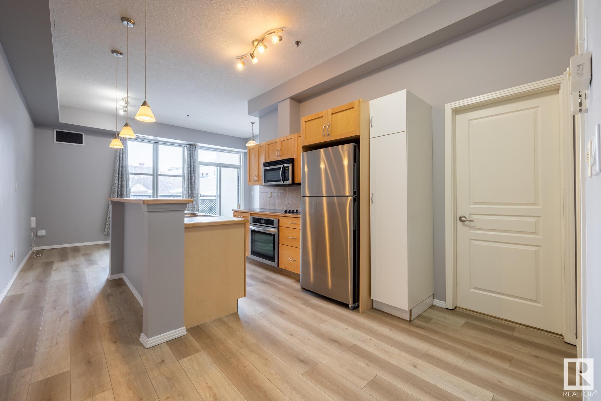     #210 10147 112 ST NW , Edmonton,  ,T5K 1M1 ;  Listing Number: MLS E4420360