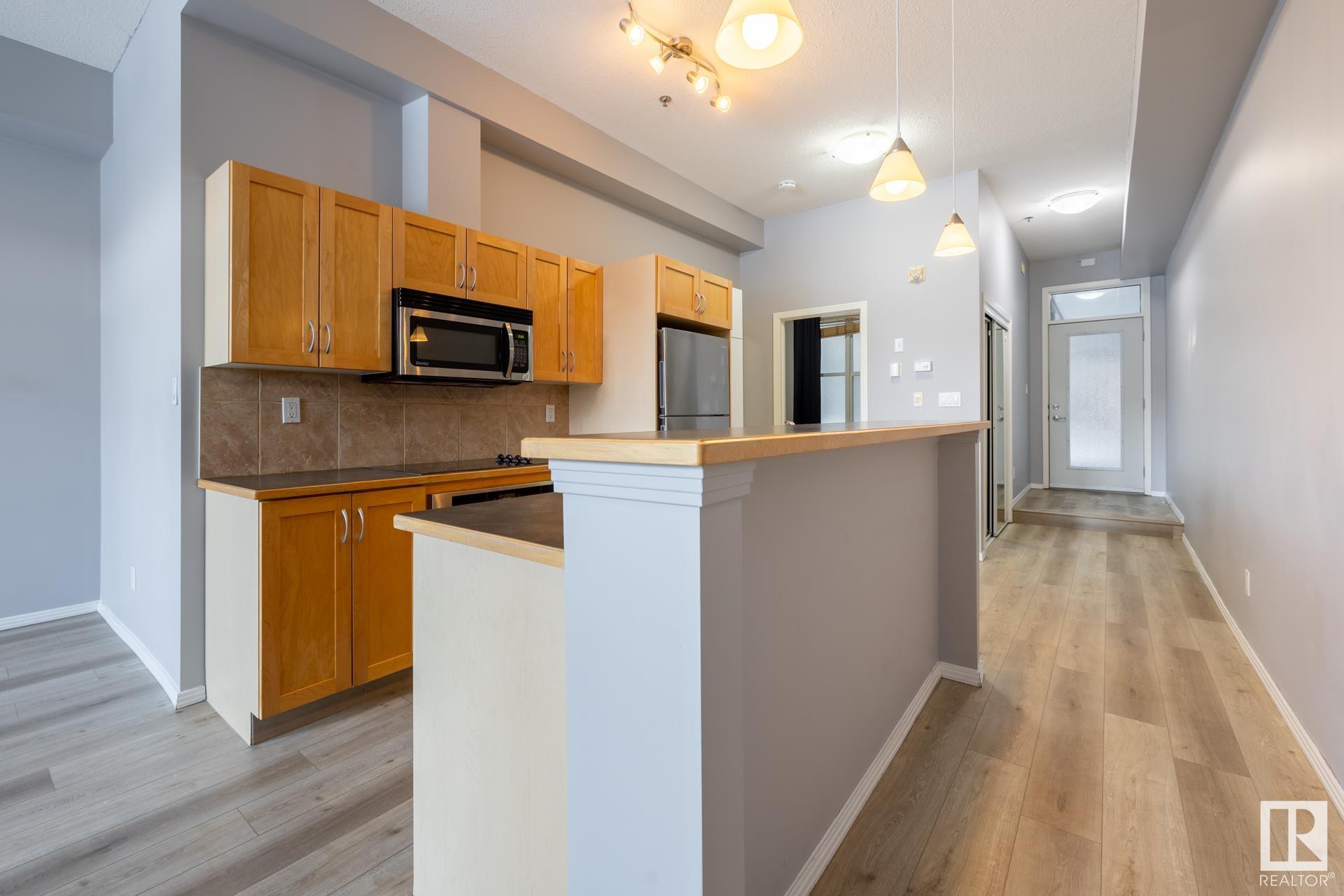      #210 10147 112 ST NW , Edmonton,  ,T5K 1M1 ;  Listing Number: MLS E4420360