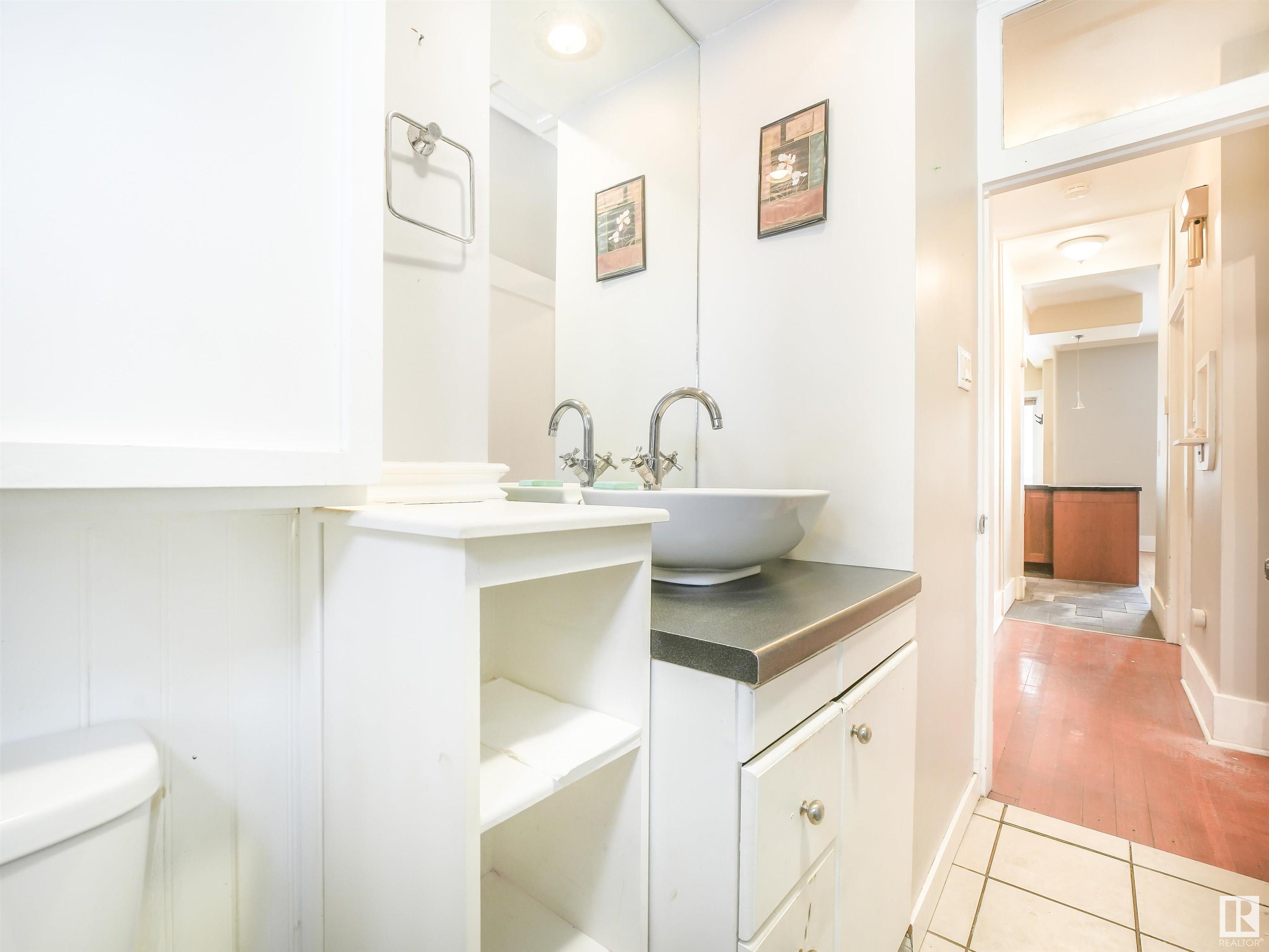      10942 80 AV NW , Edmonton,  ,T6G 0R1 ;  Listing Number: MLS E4420364