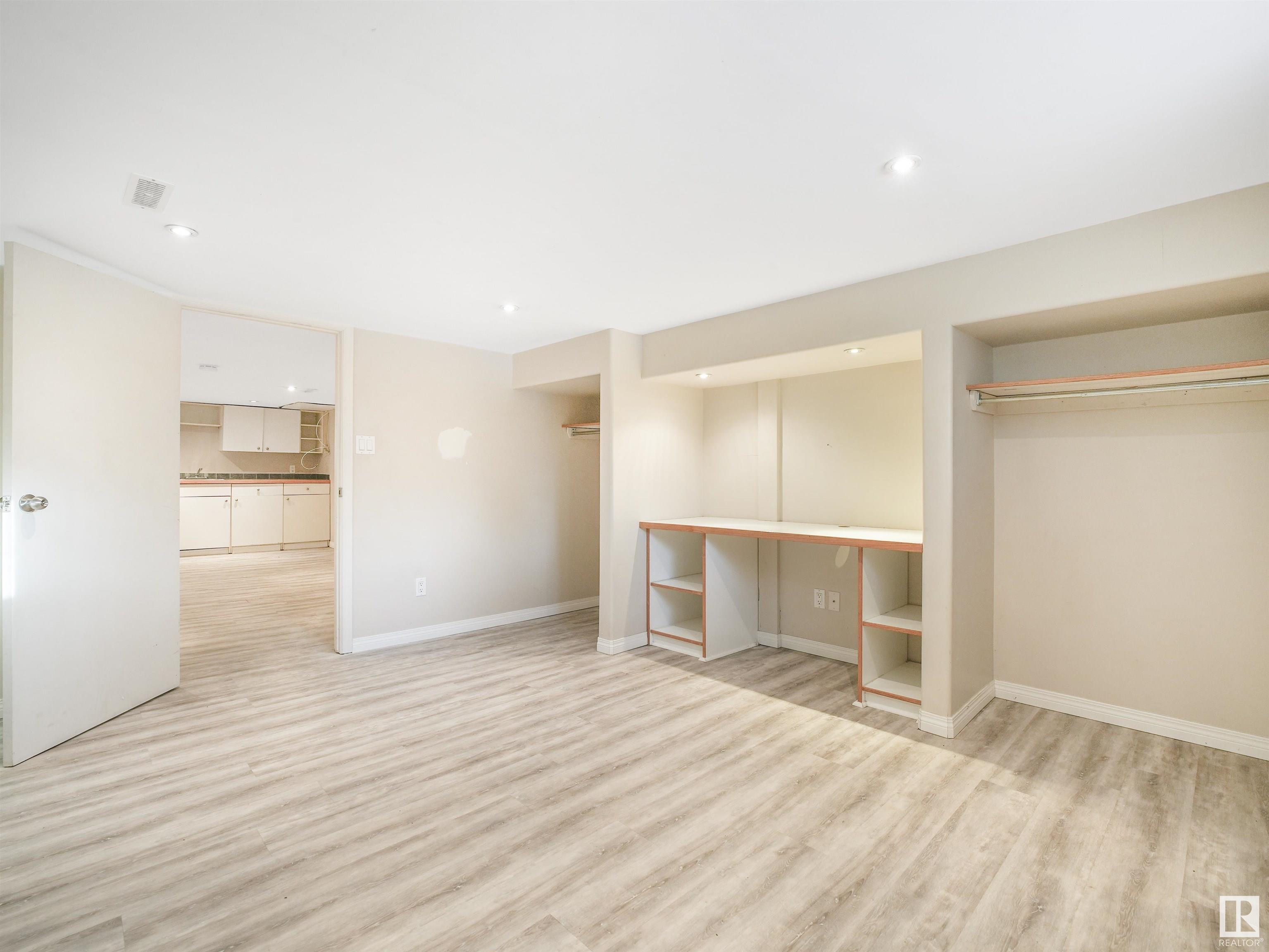      10942 80 AV NW , Edmonton,  ,T6G 0R1 ;  Listing Number: MLS E4420364