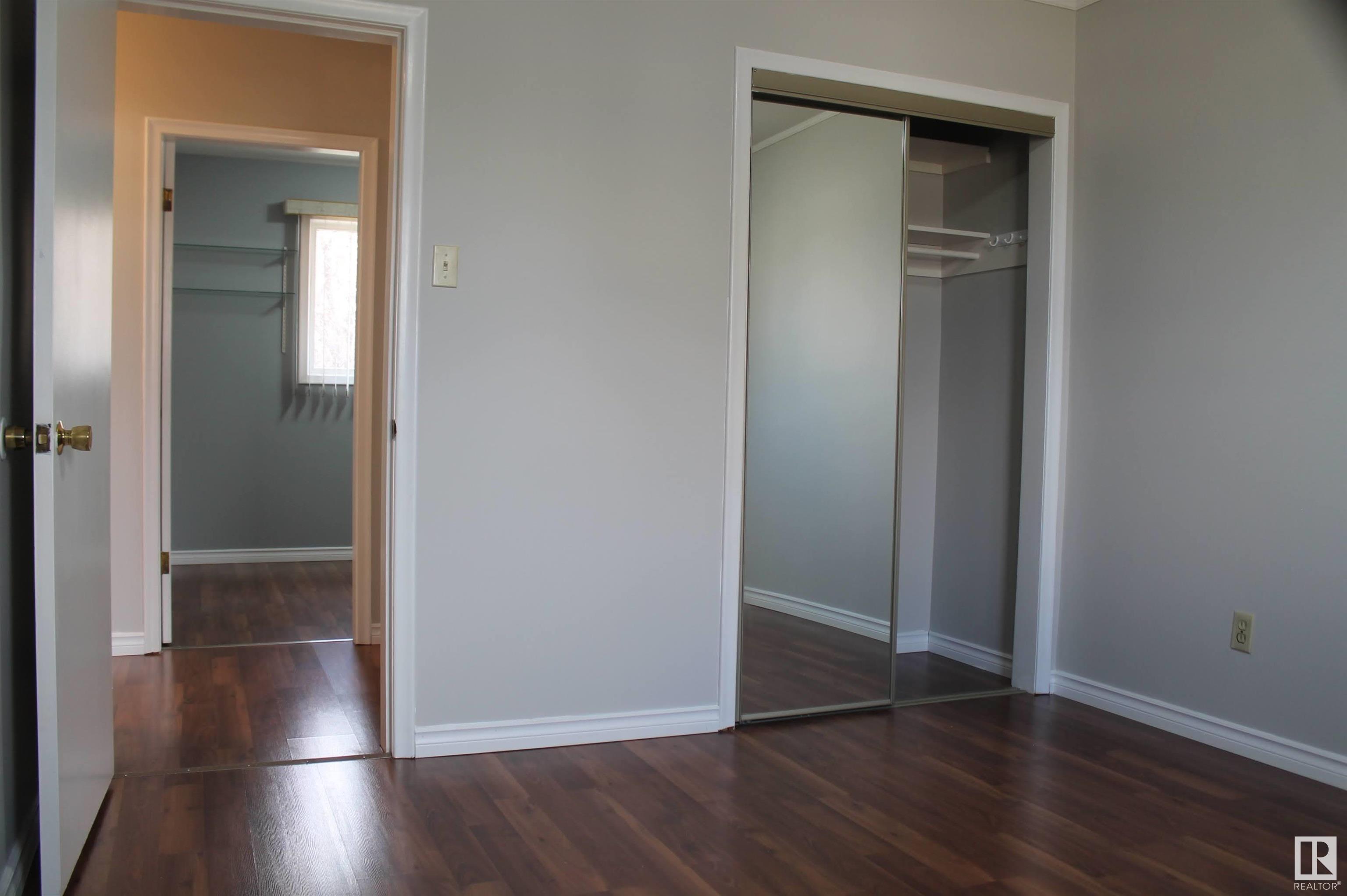      49 Sheridan DR , St. Albert,  ,T8N 1N1 ;  Listing Number: MLS E4420365