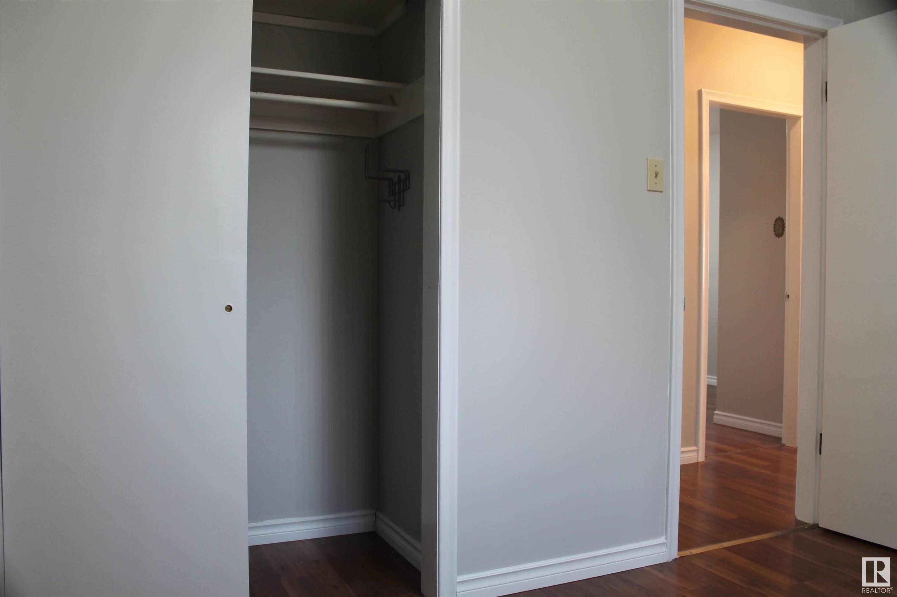      49 Sheridan DR , St. Albert,  ,T8N 1N1 ;  Listing Number: MLS E4420365
