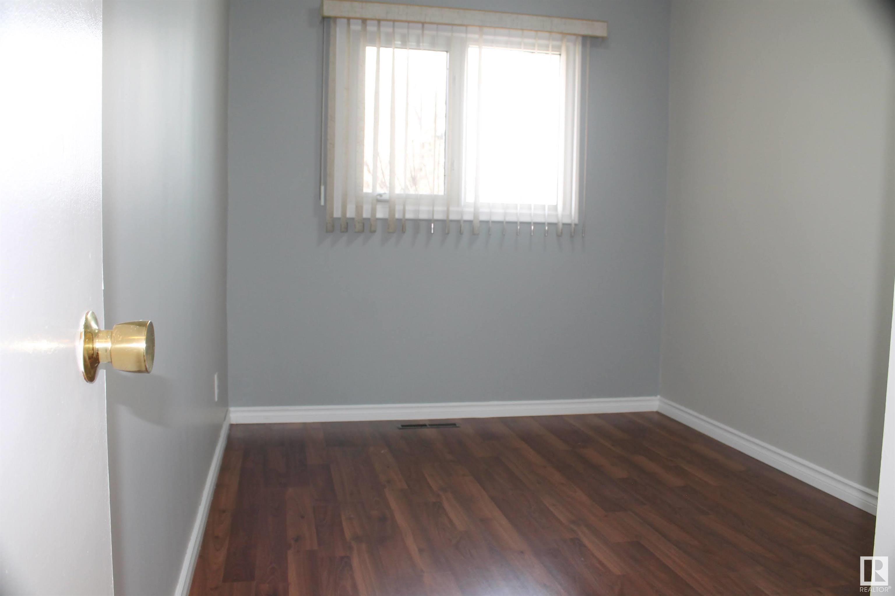      49 Sheridan DR , St. Albert,  ,T8N 1N1 ;  Listing Number: MLS E4420365