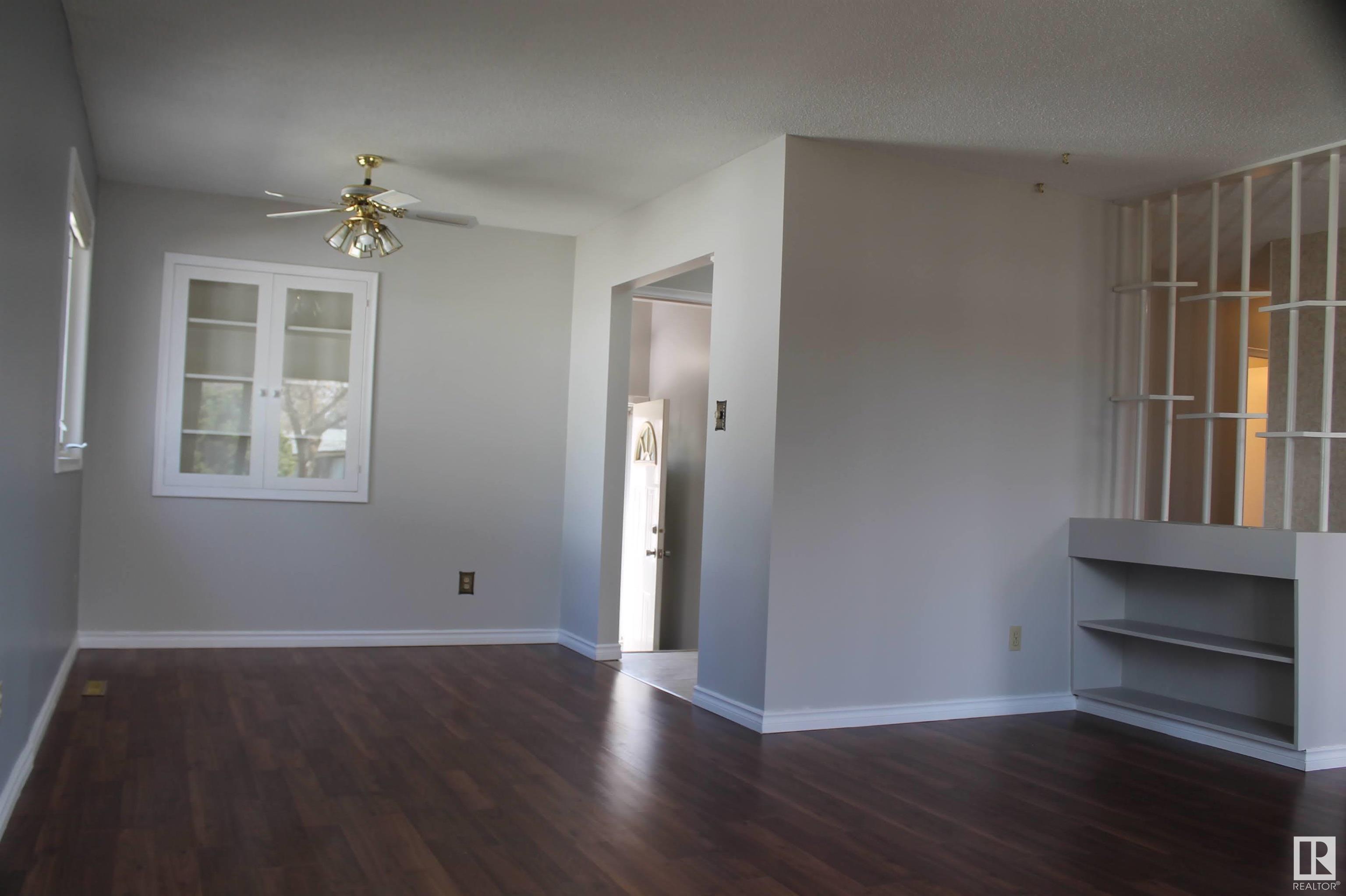      49 Sheridan DR , St. Albert,  ,T8N 1N1 ;  Listing Number: MLS E4420365